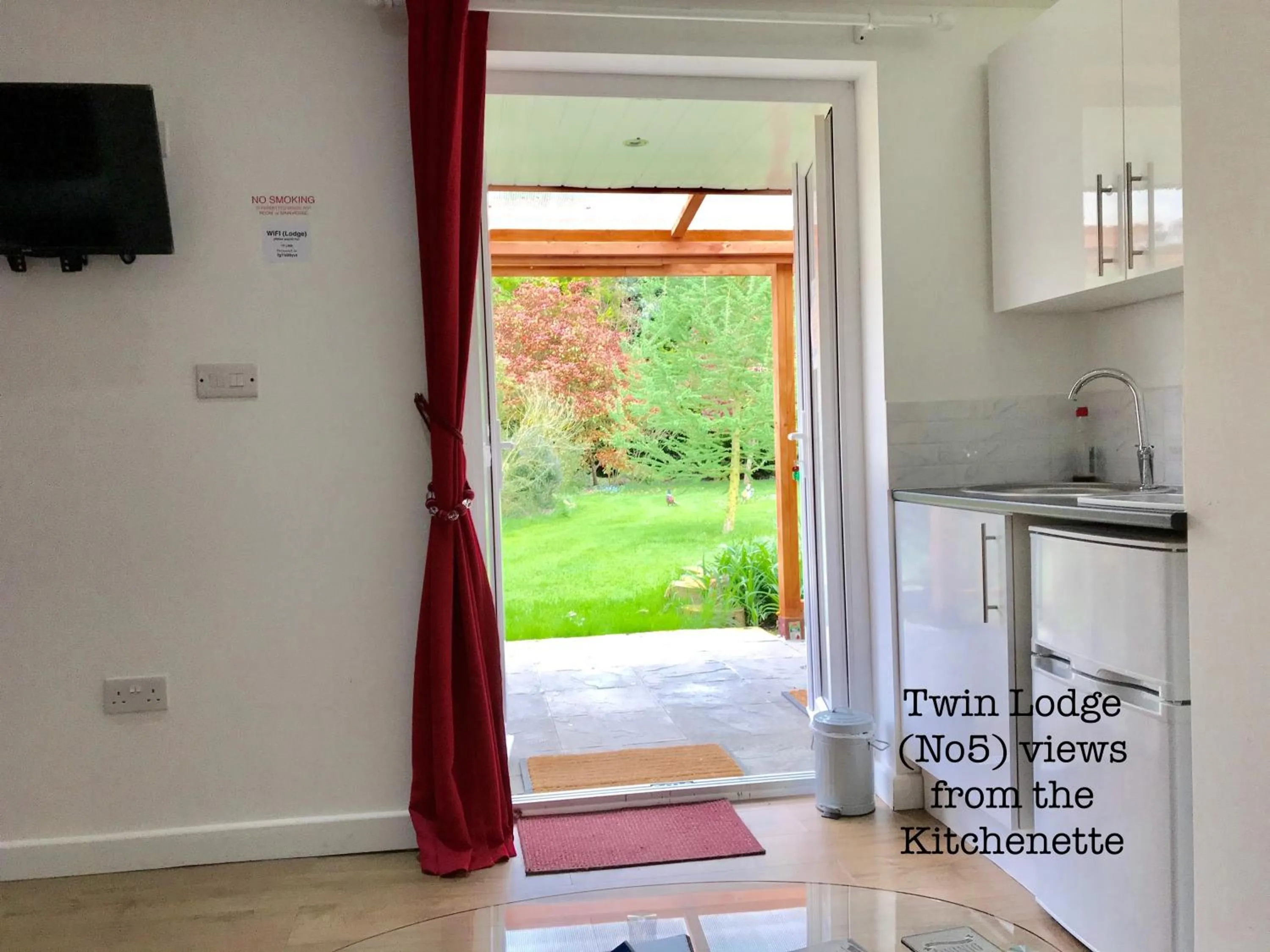 Bedroom in Woodpaddock Bed & Breakfast