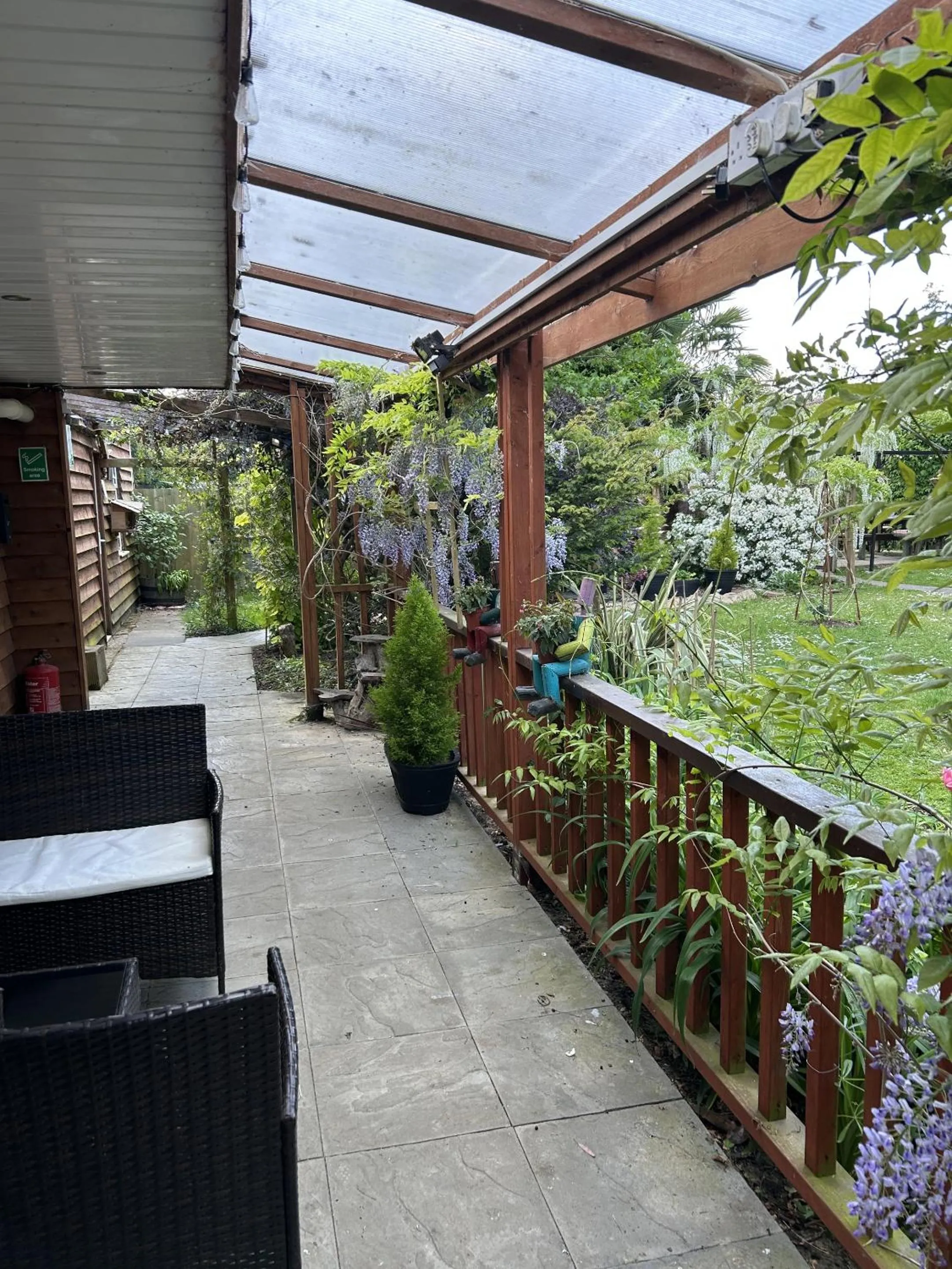 Garden in Woodpaddock Bed & Breakfast