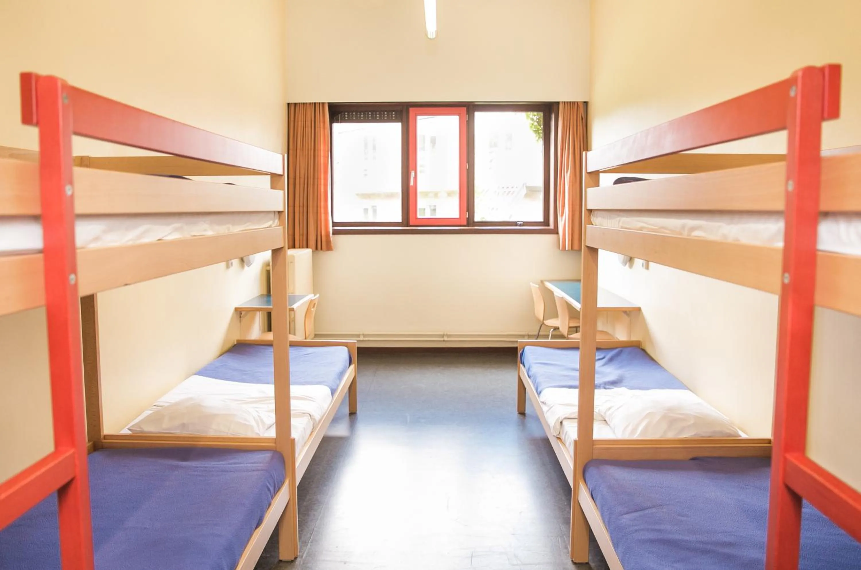 Photo of the whole room, Bed in Hostel Europa