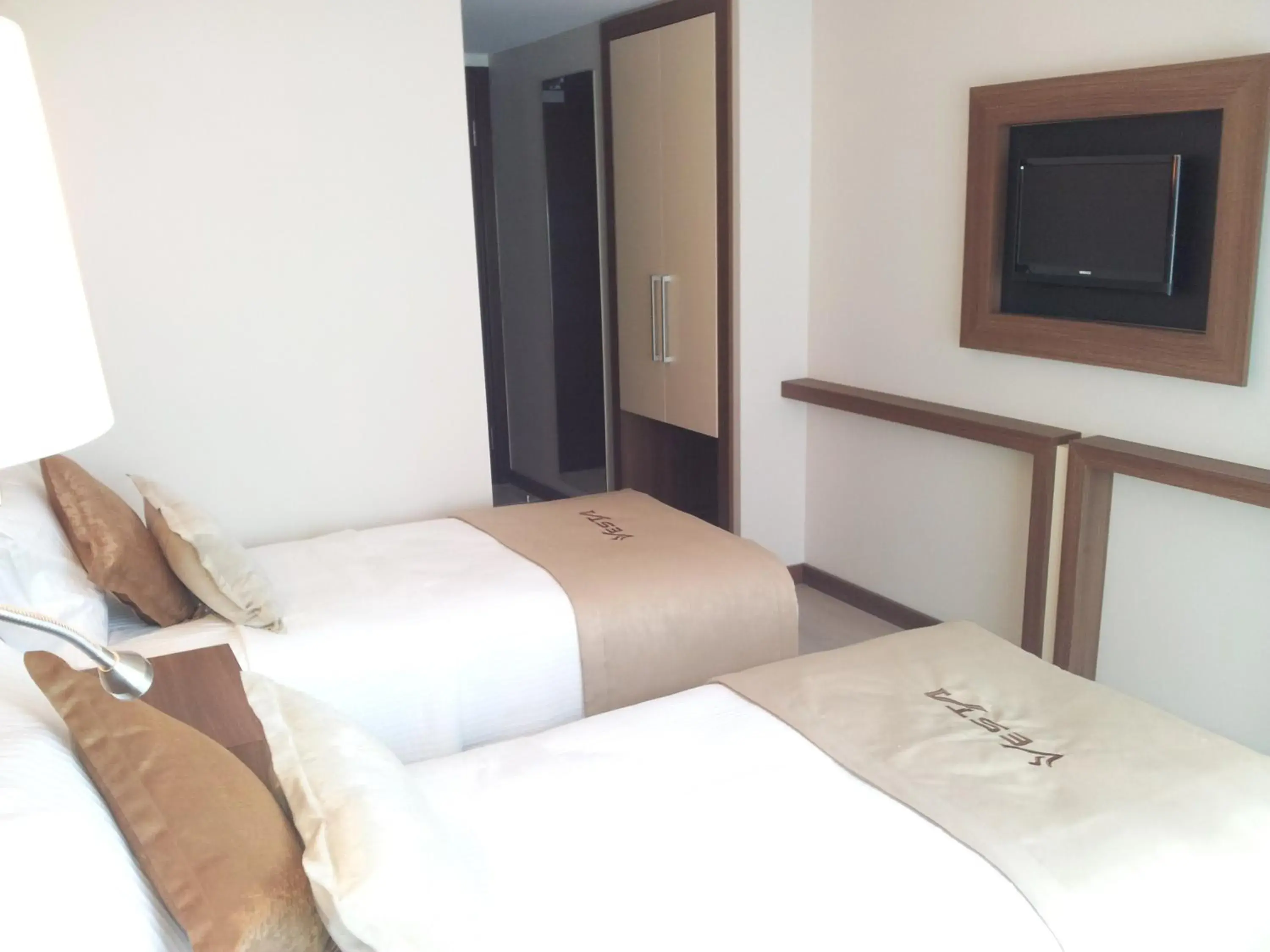 Twin Room in Vesta Fuar Otel Twin Room in Vesta Fuar Otel