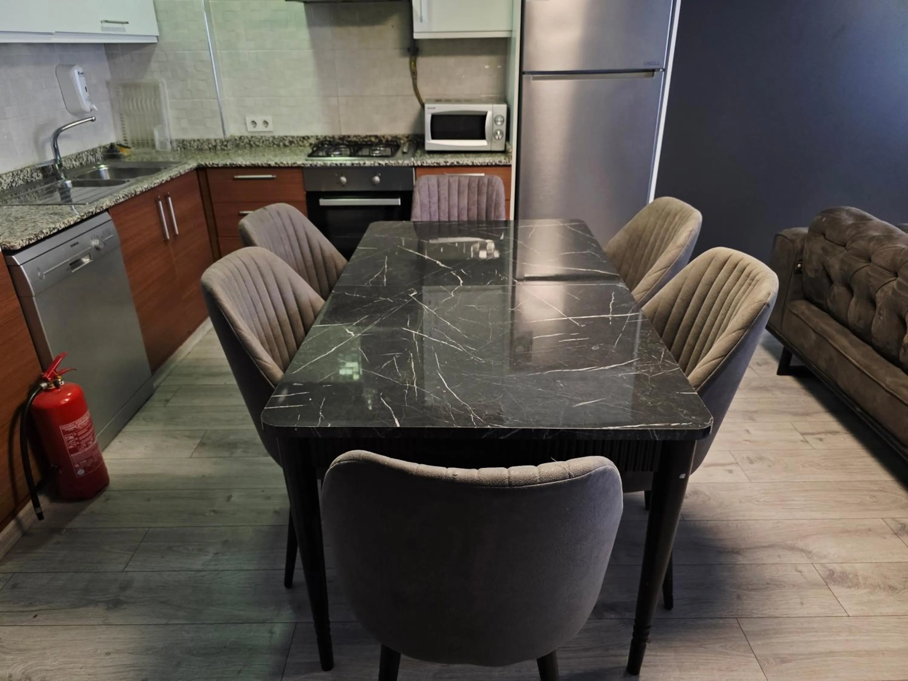 Birru Suites