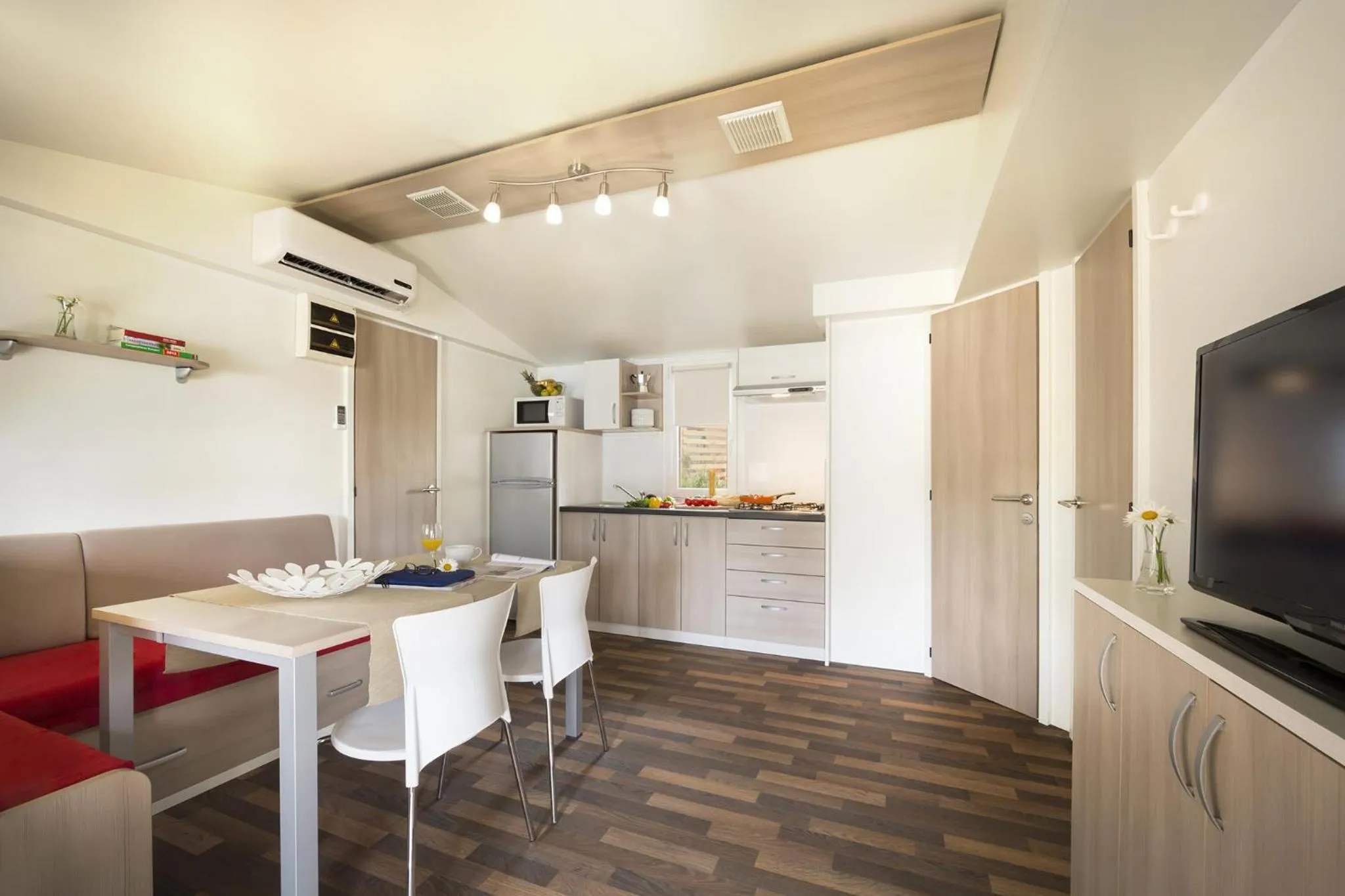 TV and multimedia in Aminess Maravea Camping Resort Holiday Homes - Premium