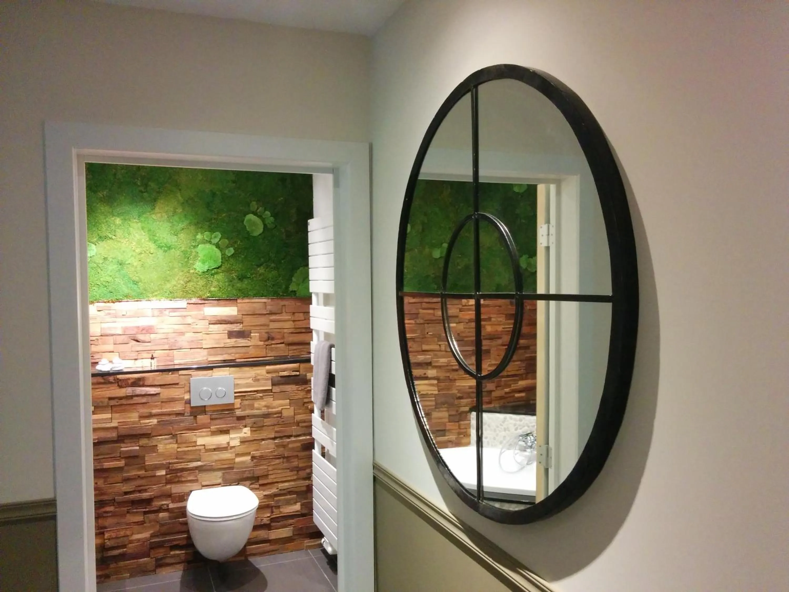 Bathroom in La Couette de l'Ours