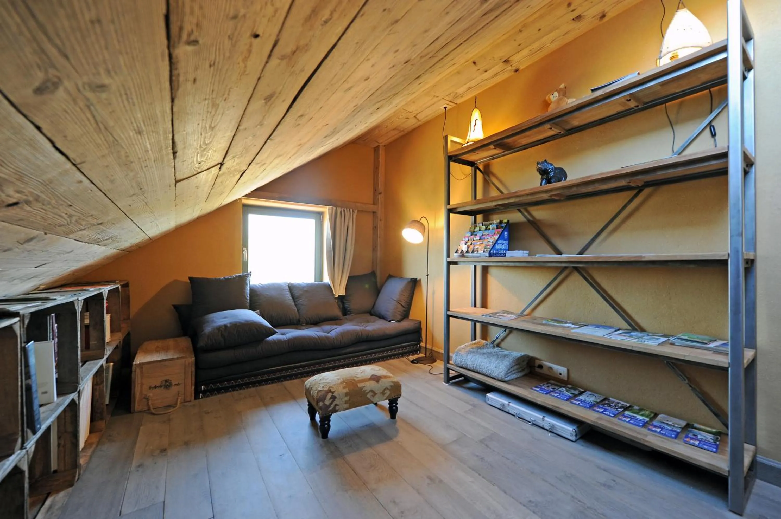 Library in La Couette de l'Ours