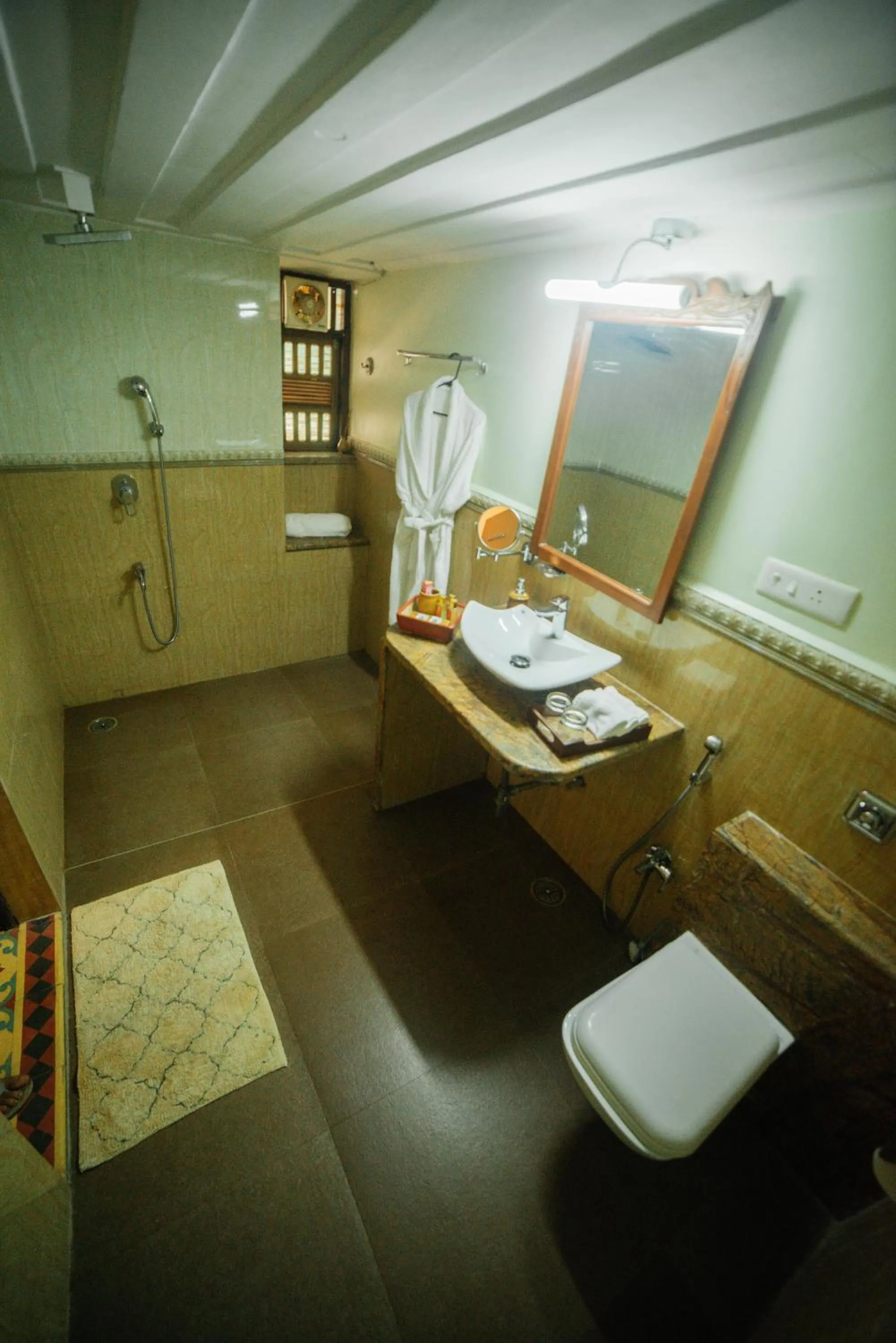 Bathroom in Casa Menezes - A Heritage Goan Homestay