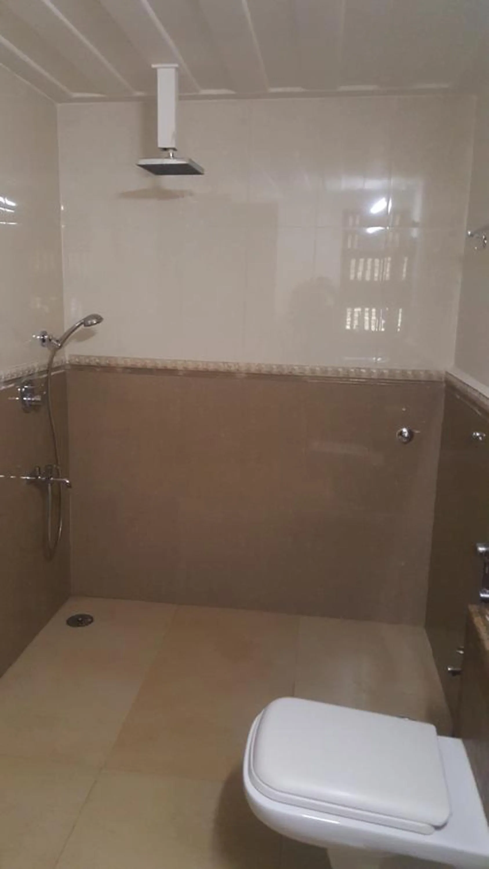 Bathroom in Casa Menezes - A Heritage Goan Homestay
