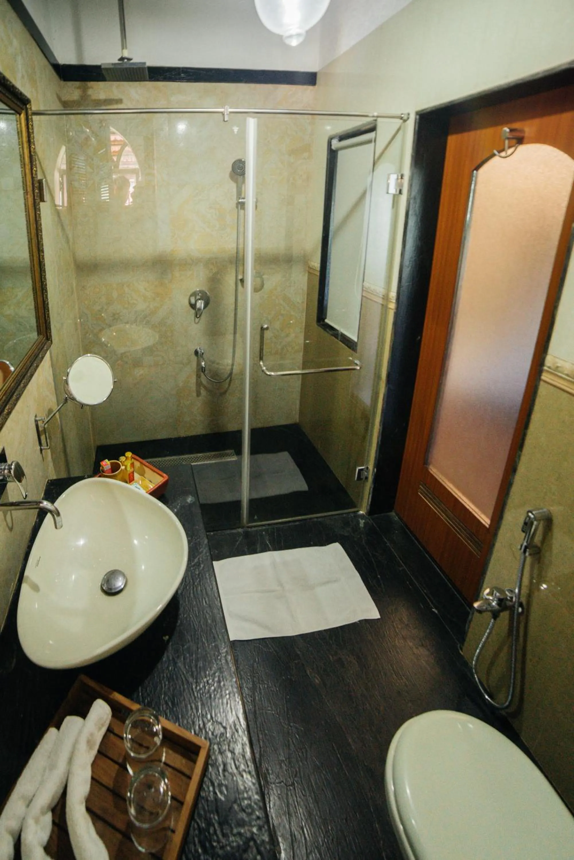 Bathroom in Casa Menezes - A Heritage Goan Homestay