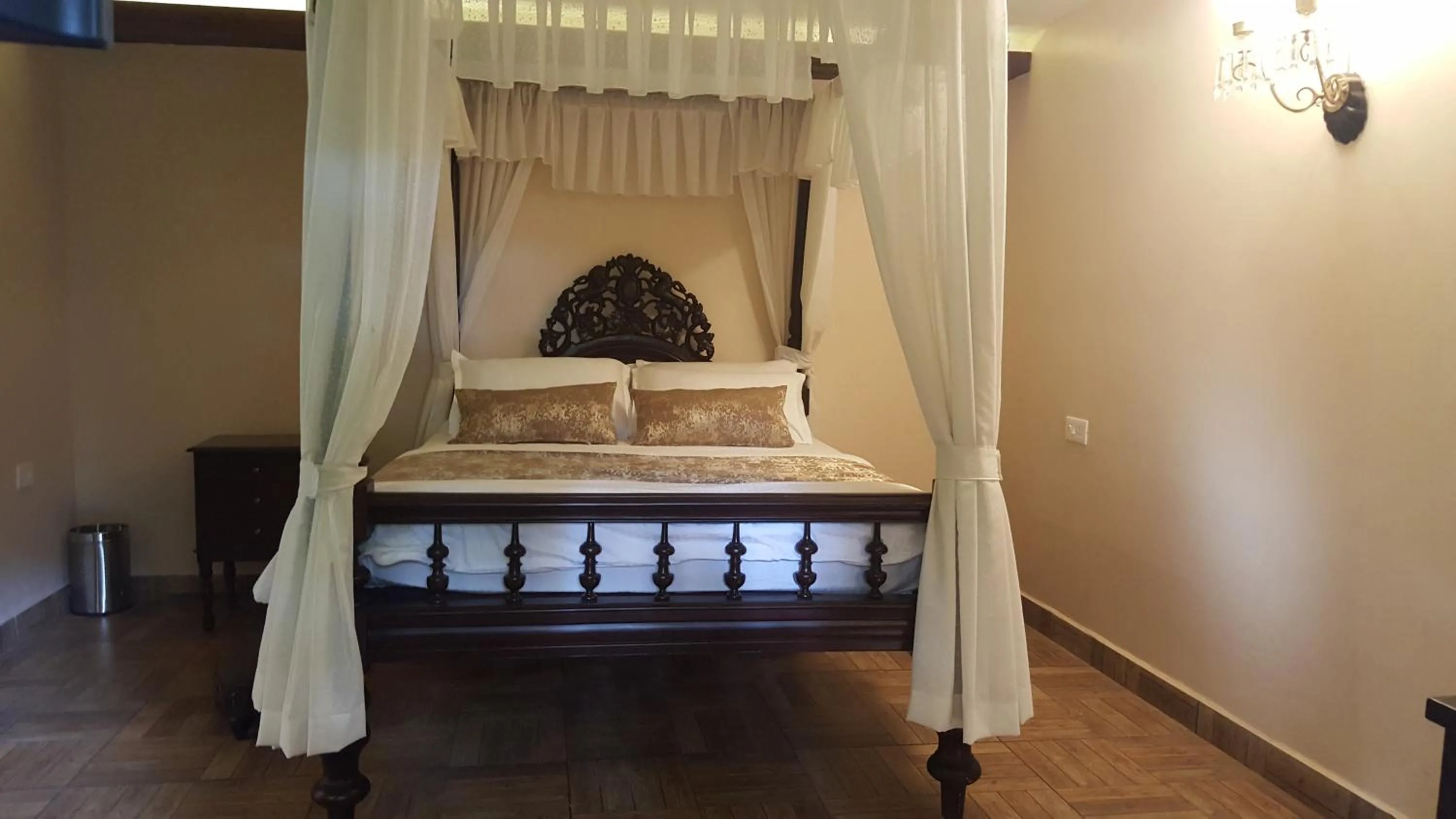 Photo of the whole room, Bed in Casa Menezes - A Heritage Goan Homestay