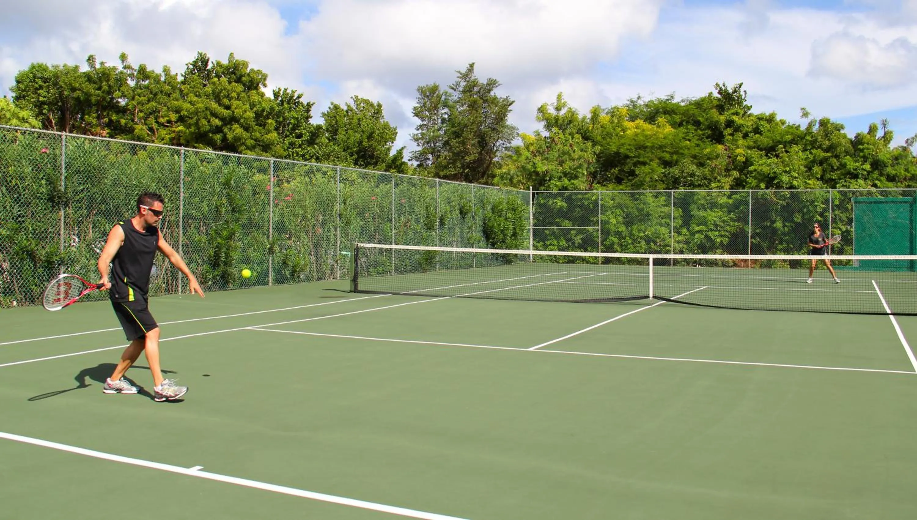 Tennis court in Carimar Beach Club