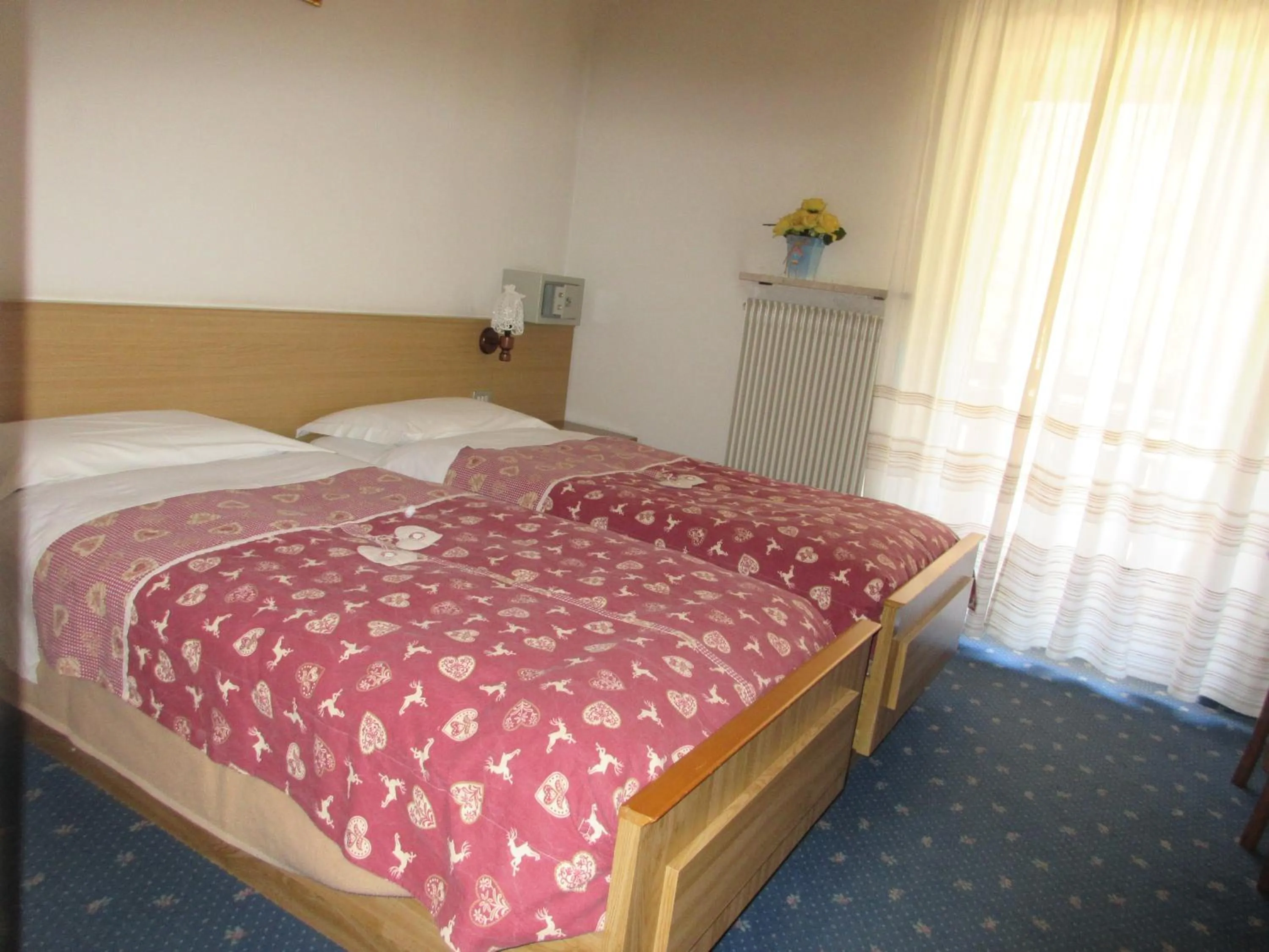 Photo of the whole room, Bed in Garnì Defrancesco