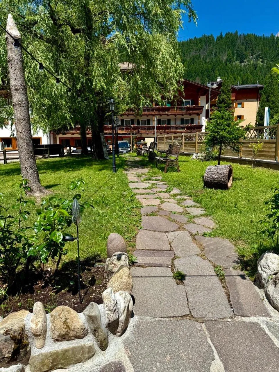 Garden in Garnì Defrancesco