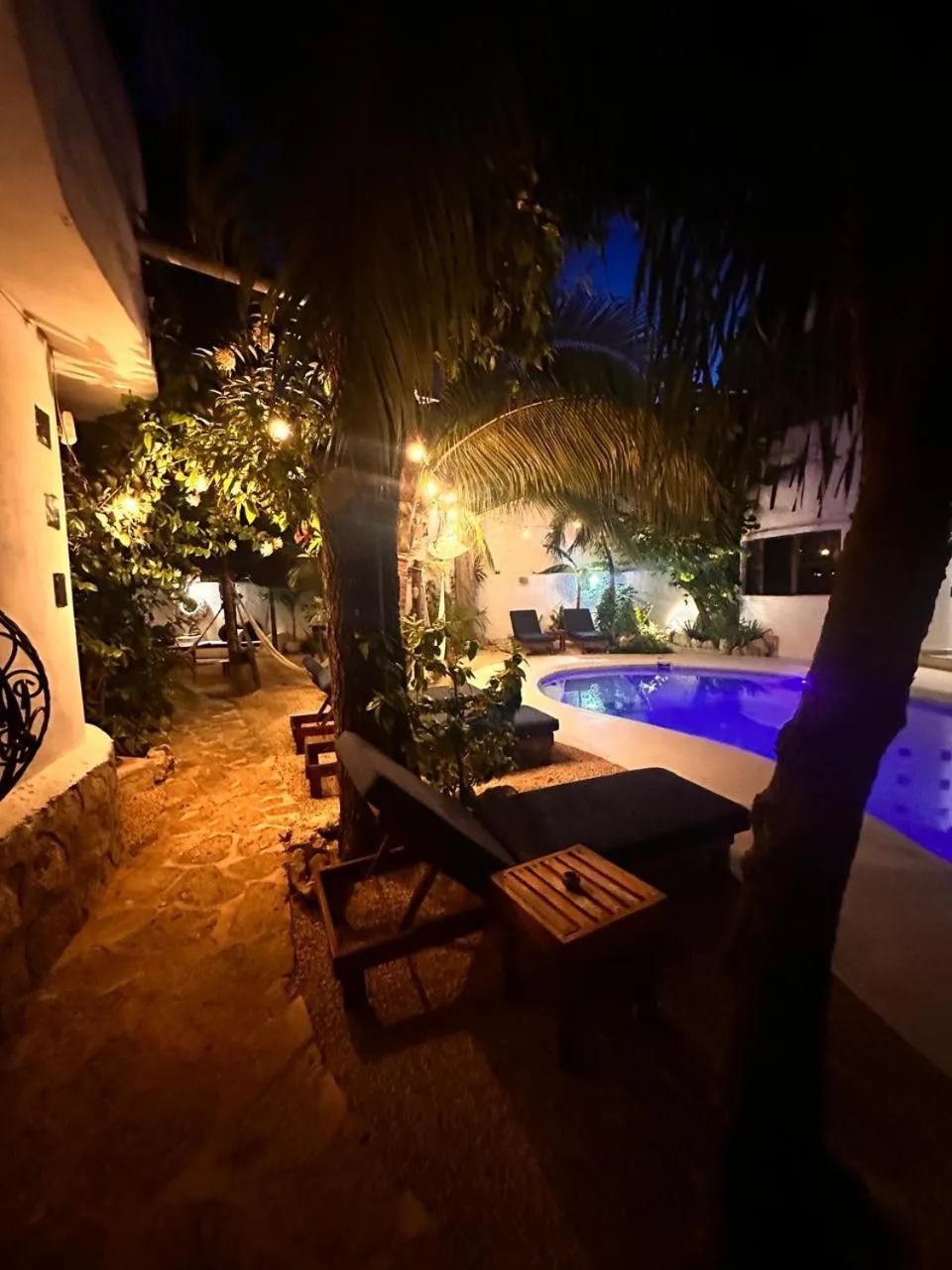 Garden in Sonido del mar Hotel Boutique & Yoga Loft