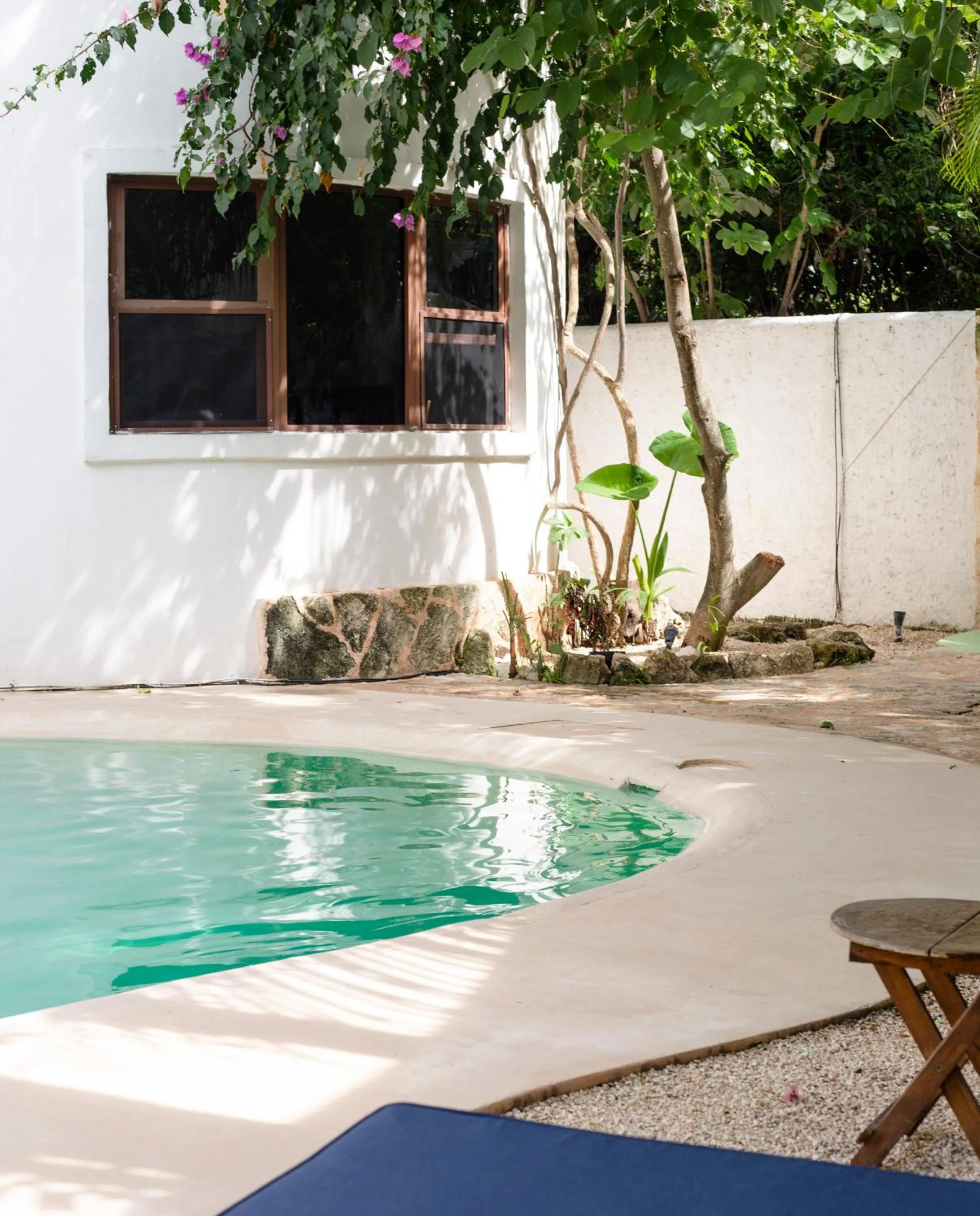 Swimming pool in Sonido del mar Hotel Boutique & Yoga Loft