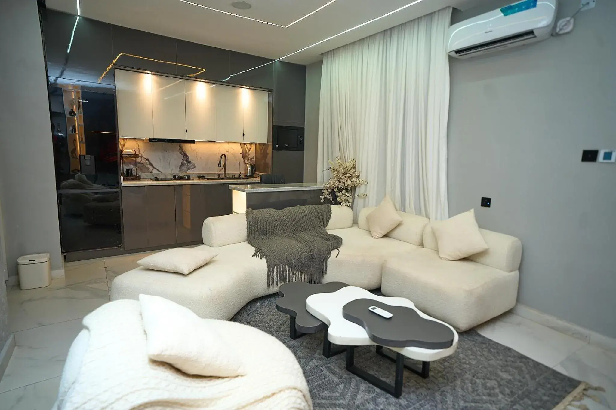 One-Bedroom Apartment with Garden View in Emiez Apartment and Hotel One-Bedroom Apartment with Garden View in Emiez Apartment and Hotel