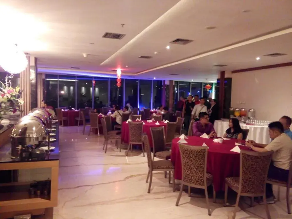 Restaurant/places to eat in Pasar Baru Square Hotel Bandung Restaurant/places to eat in Pasar Baru Square Hotel Bandung