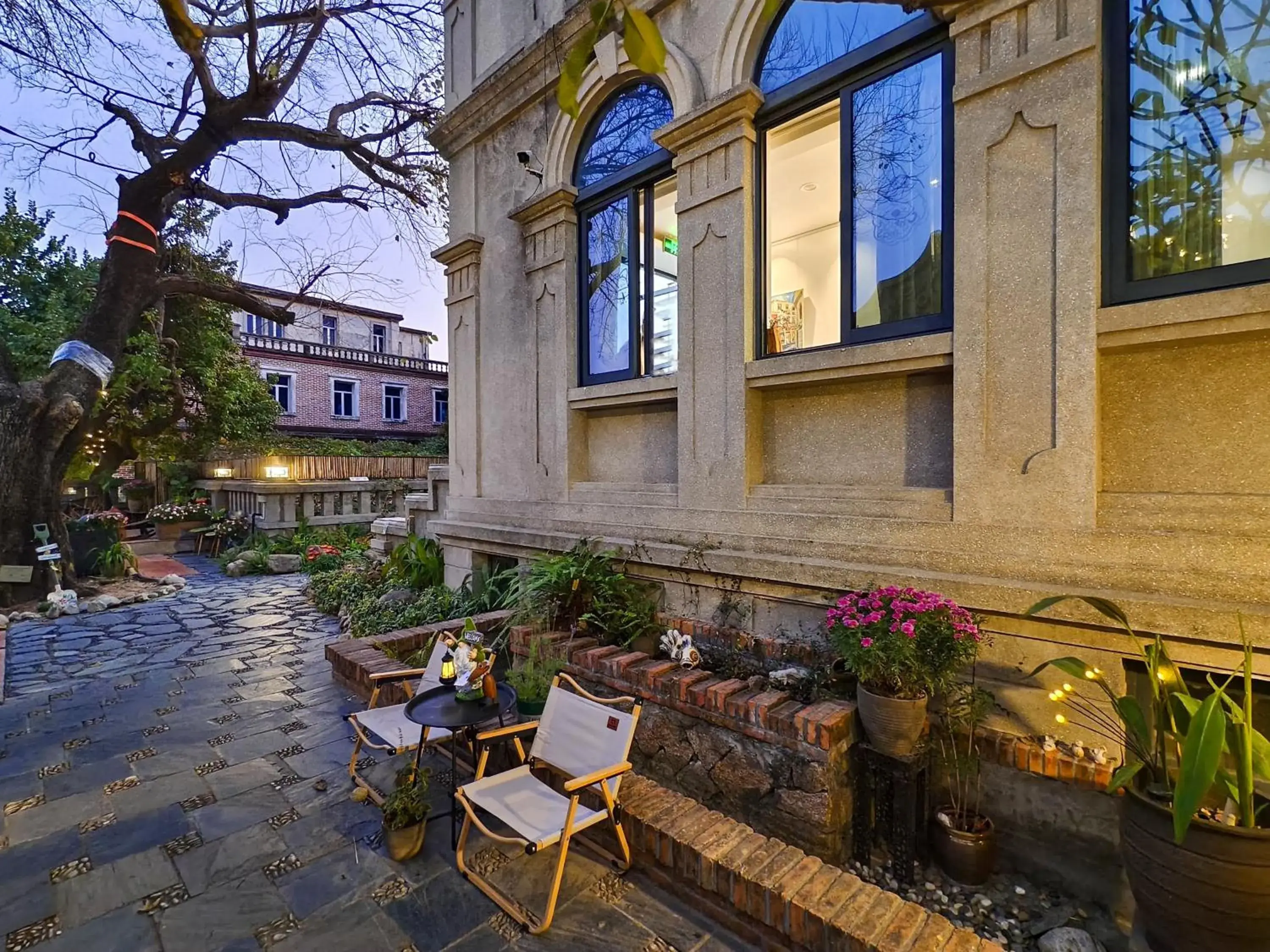 Property building in Xiamen Gulangyu Heitan Hotel Property building in Xiamen Gulangyu Heitan Hotel