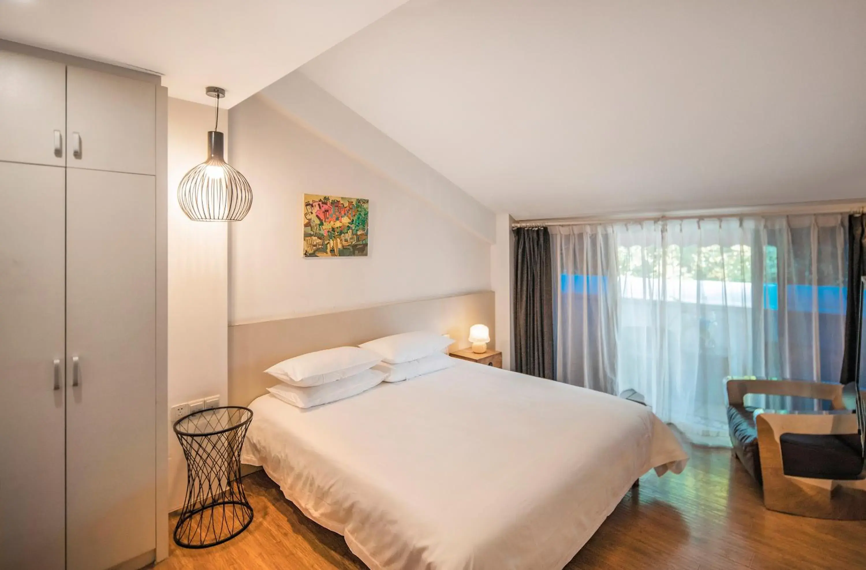 Sunlight Rock View Romantic Double Room in Xiamen Gulangyu Heitan Hotel Sunlight Rock View Romantic Double Room in Xiamen Gulangyu Heitan Hotel