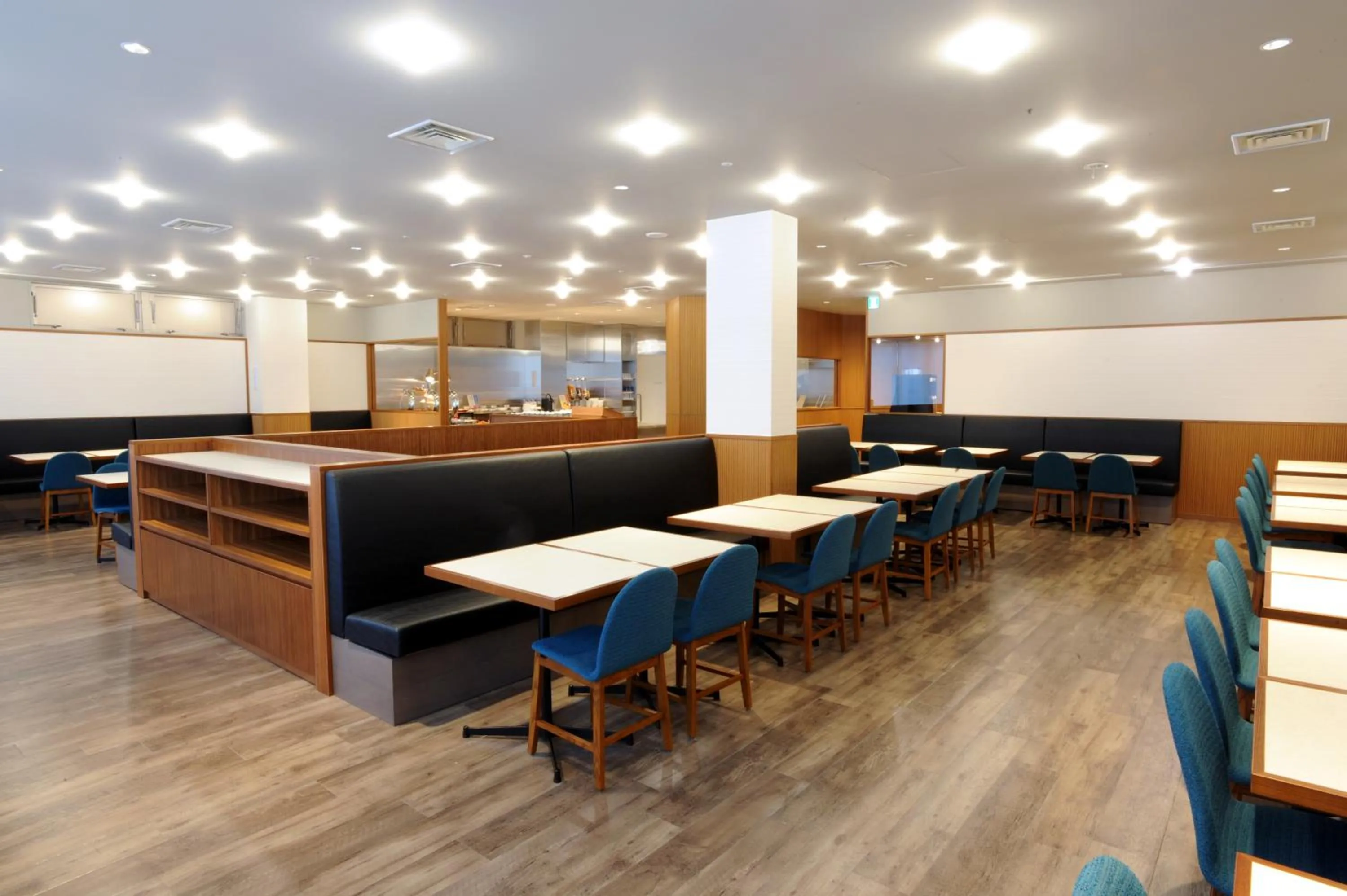 Restaurant/places to eat in Hotel Gracery Naha