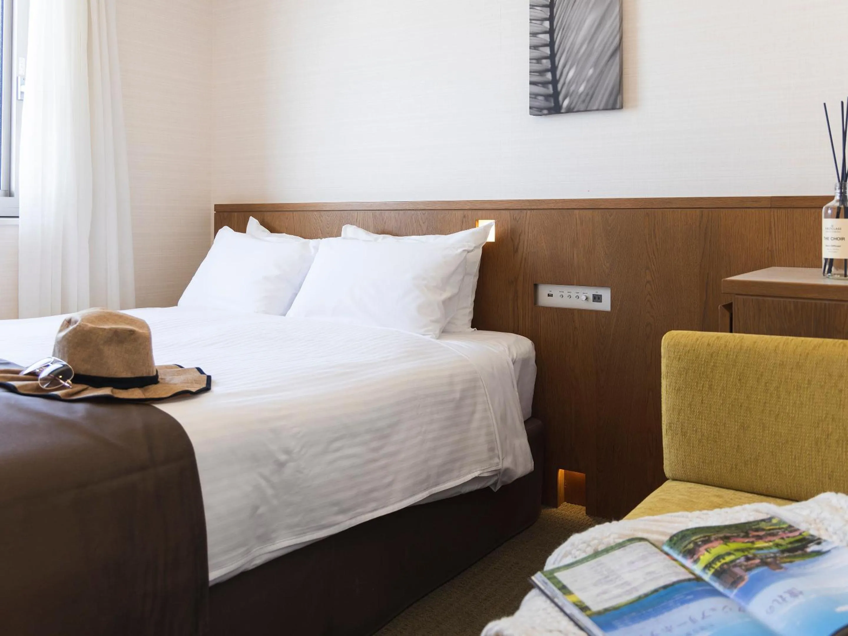 Bed in Hotel Gracery Naha