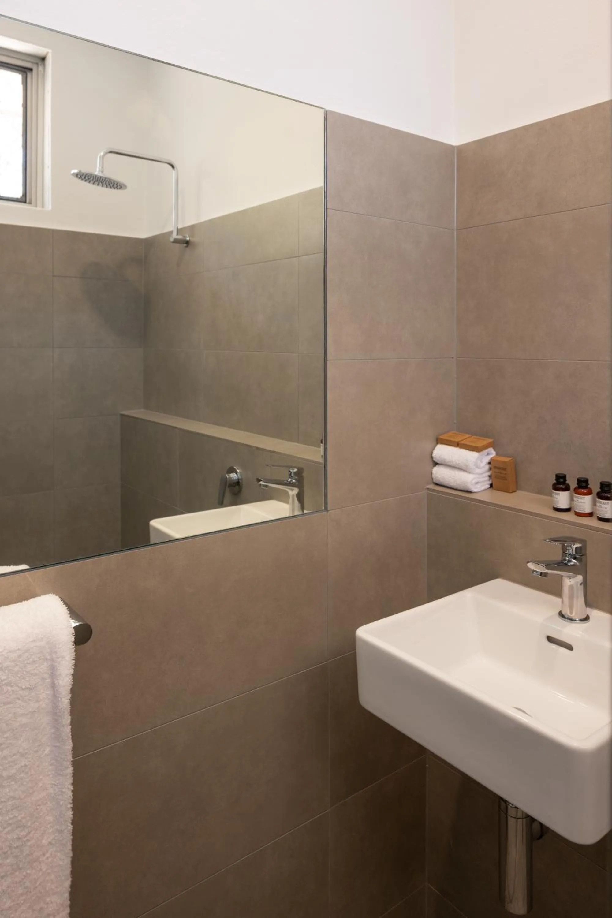 South Pacific Palms Motor Inn