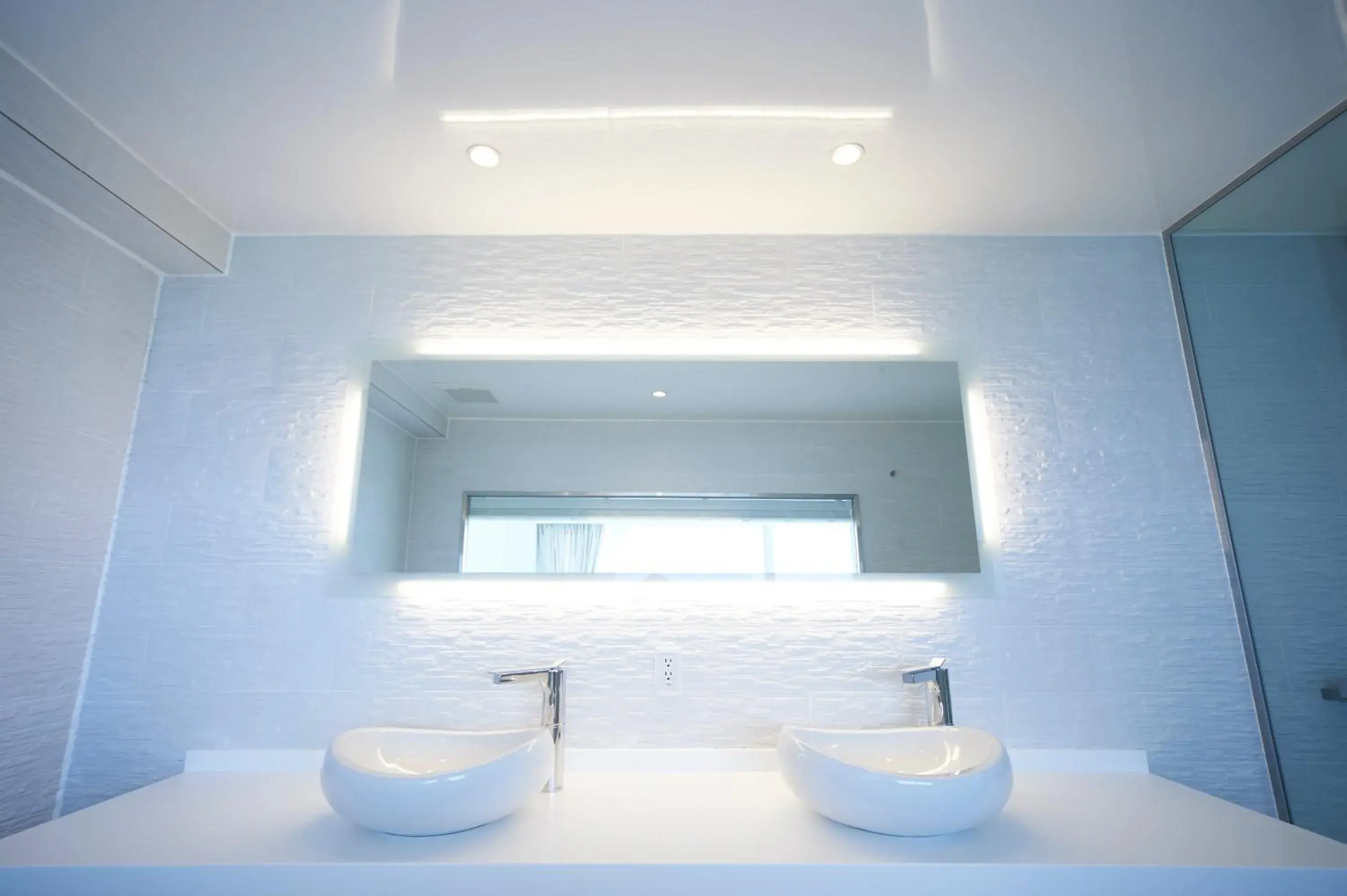 Bathroom, Bed in Hotel The Scene Bathroom, Bed in Hotel The Scene