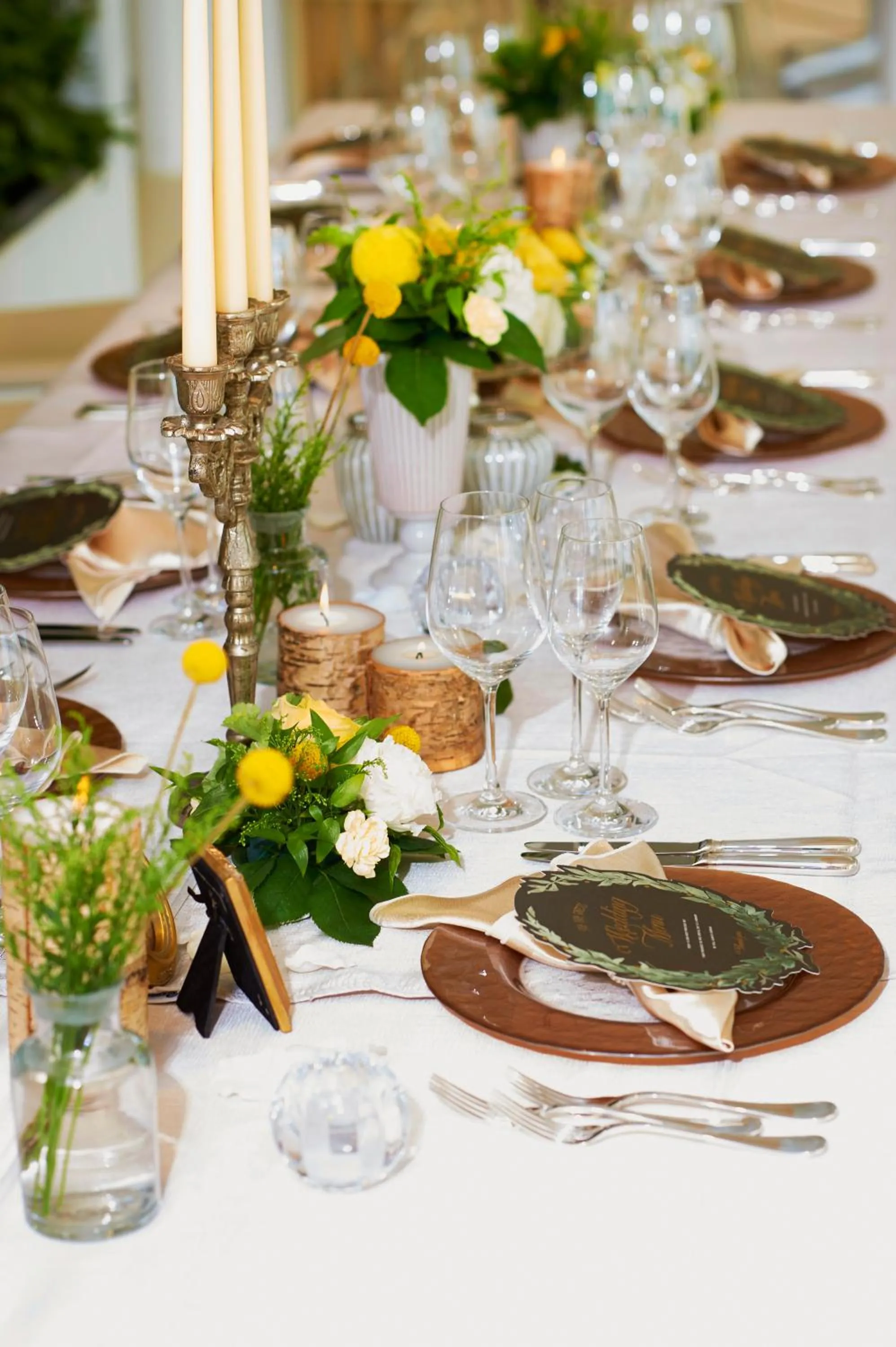 Restaurant/places to eat in Hotel The Scene