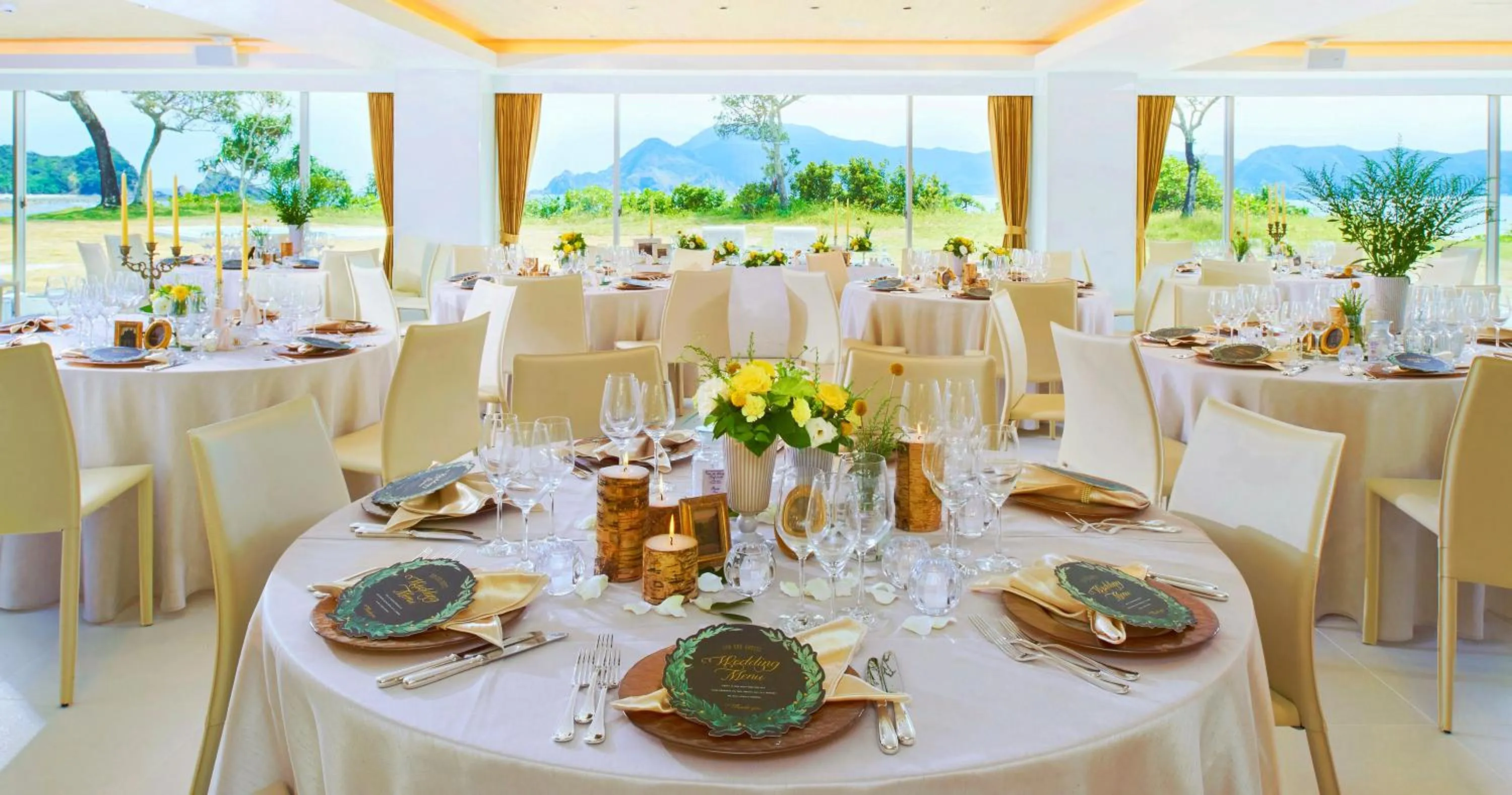 Day in Hotel The Scene