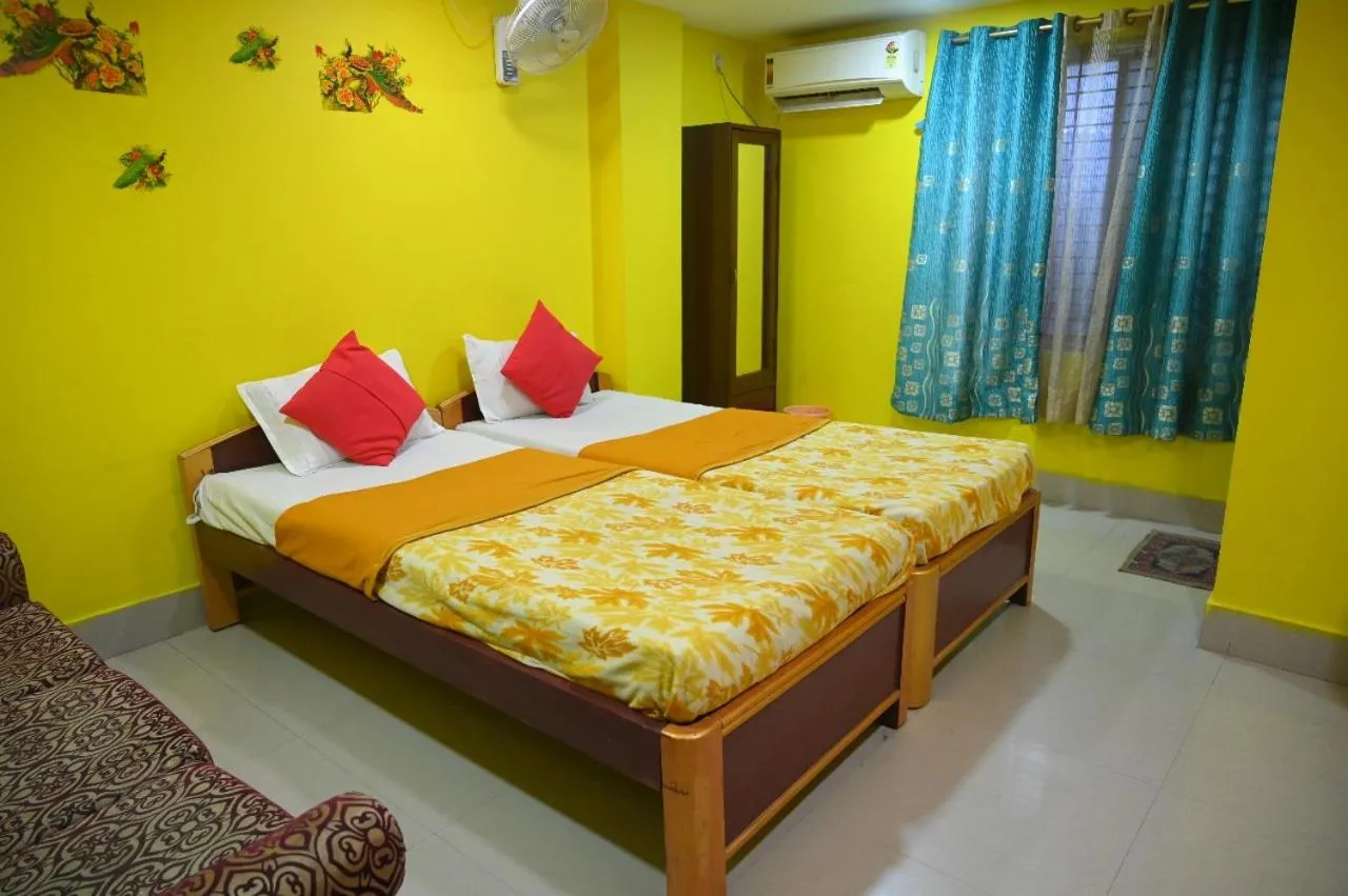 Bed in Hotel Tezpur City