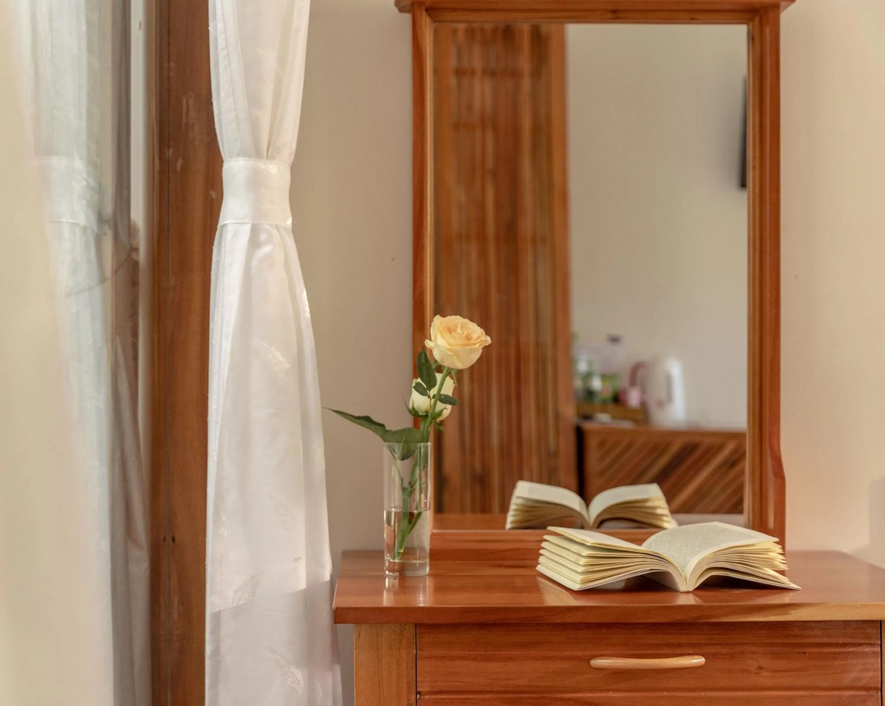 Decorative detail in Little Garden Bungalow