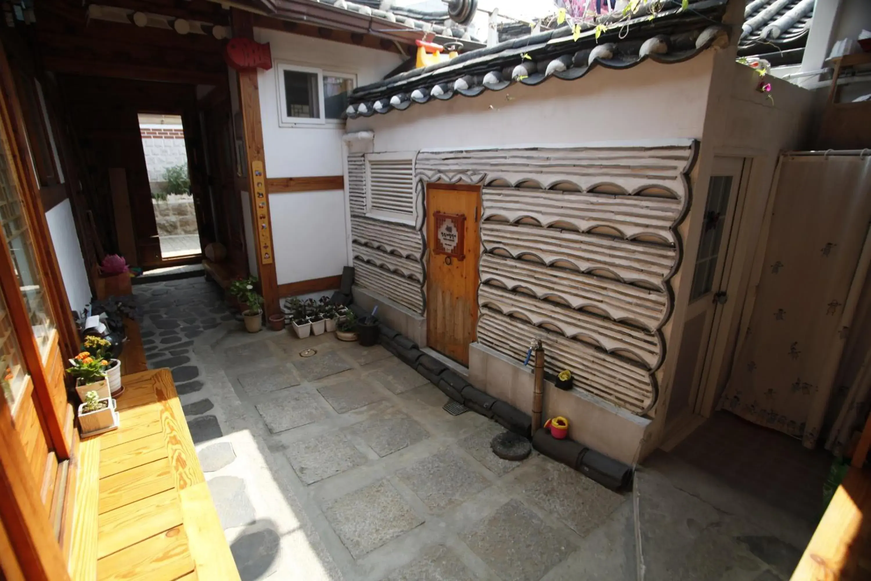 Inwoo Guesthouse Inwoo Guesthouse