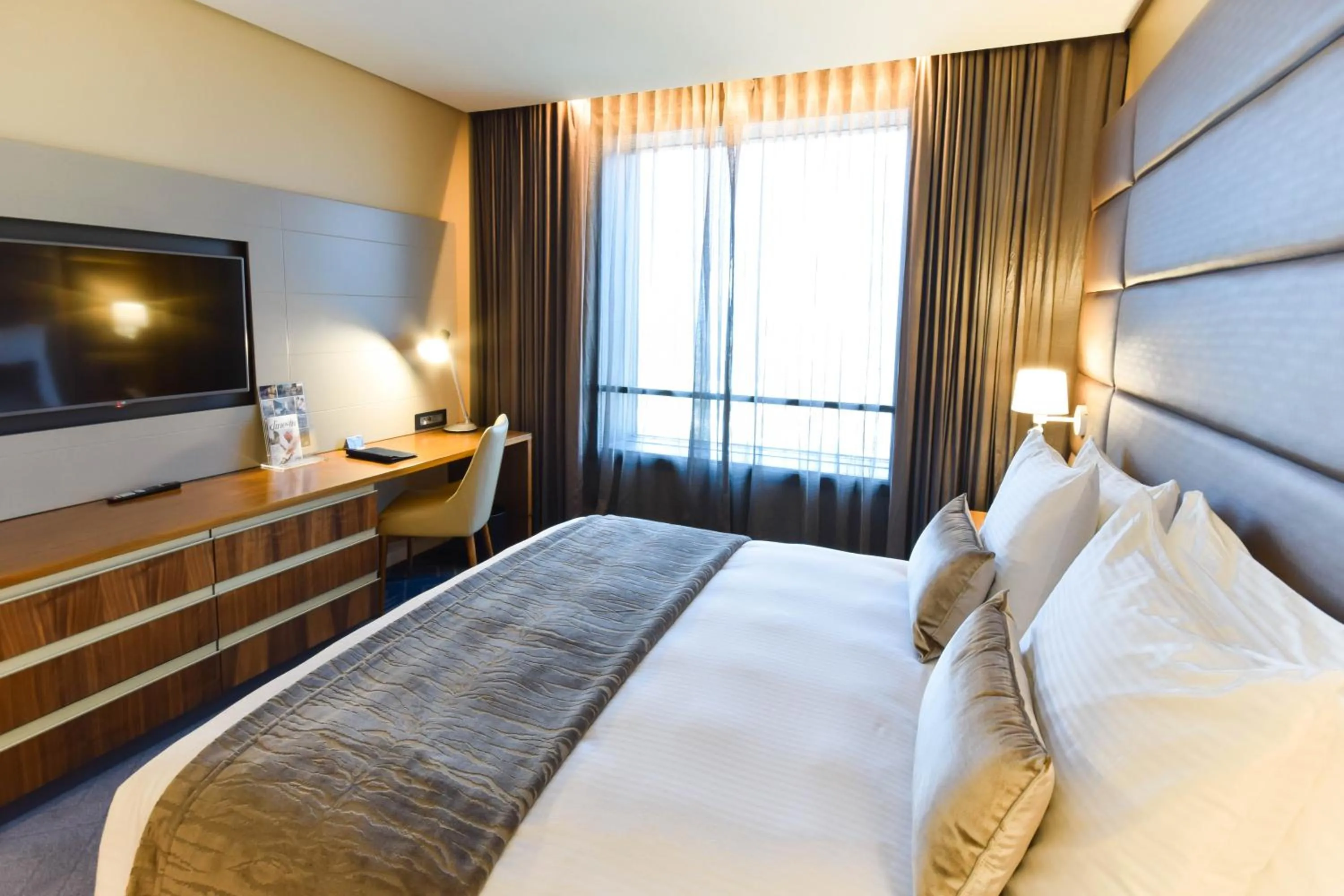 Bedroom, Bed in Hotel 2 Fevrier