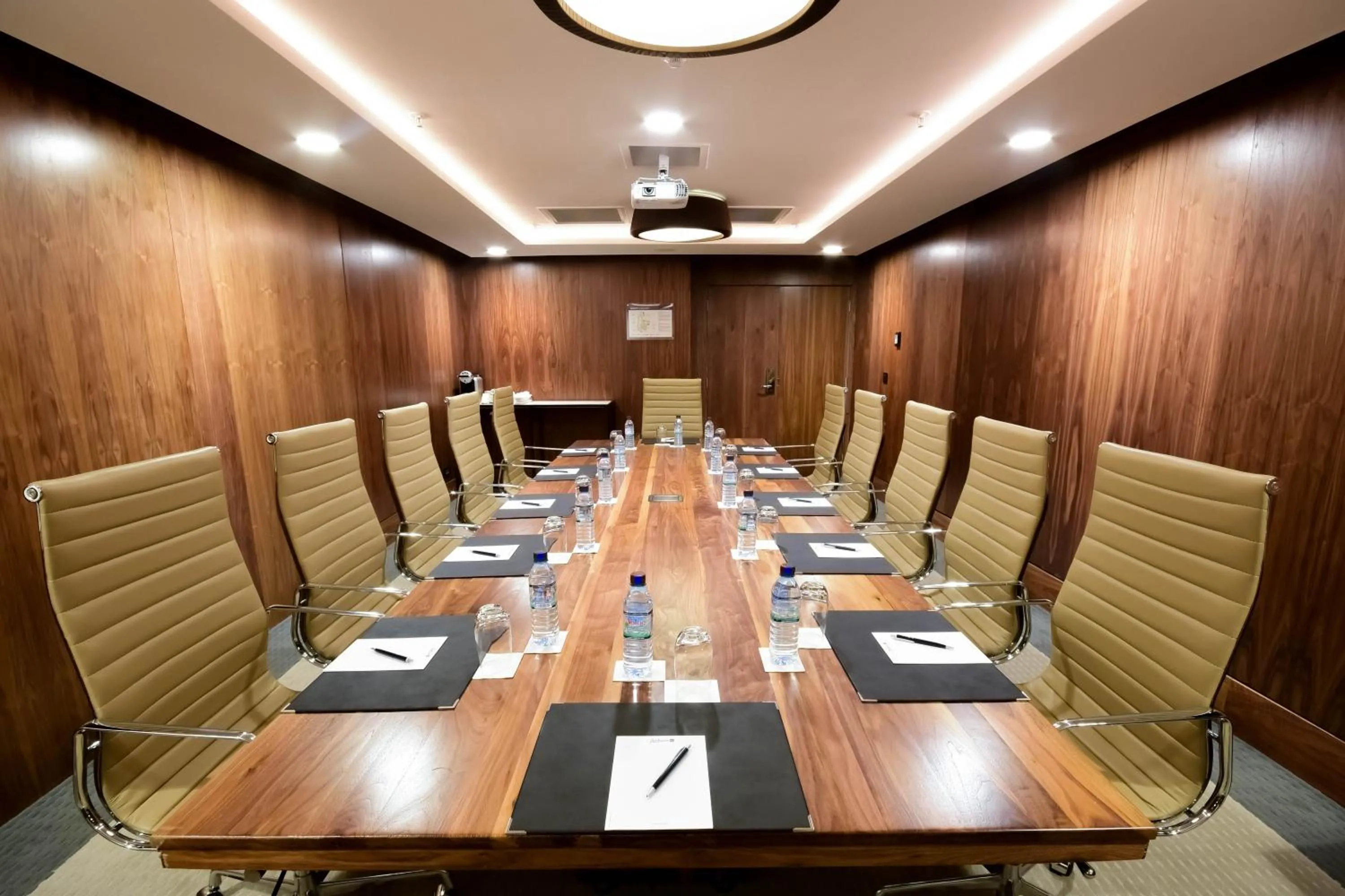 Meeting/conference room in Hotel 2 Fevrier