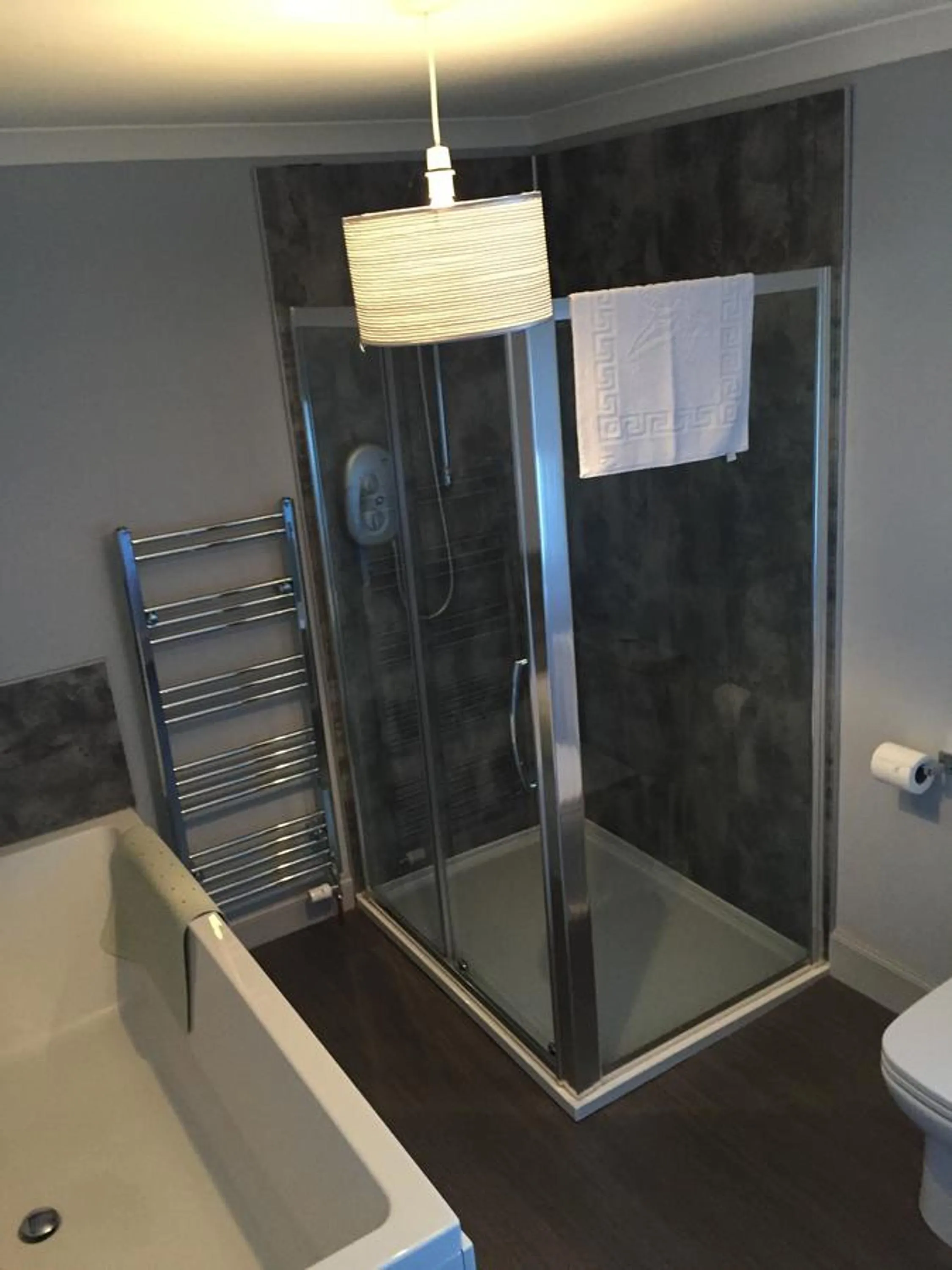 Bathroom in Seafield Arms Hotel