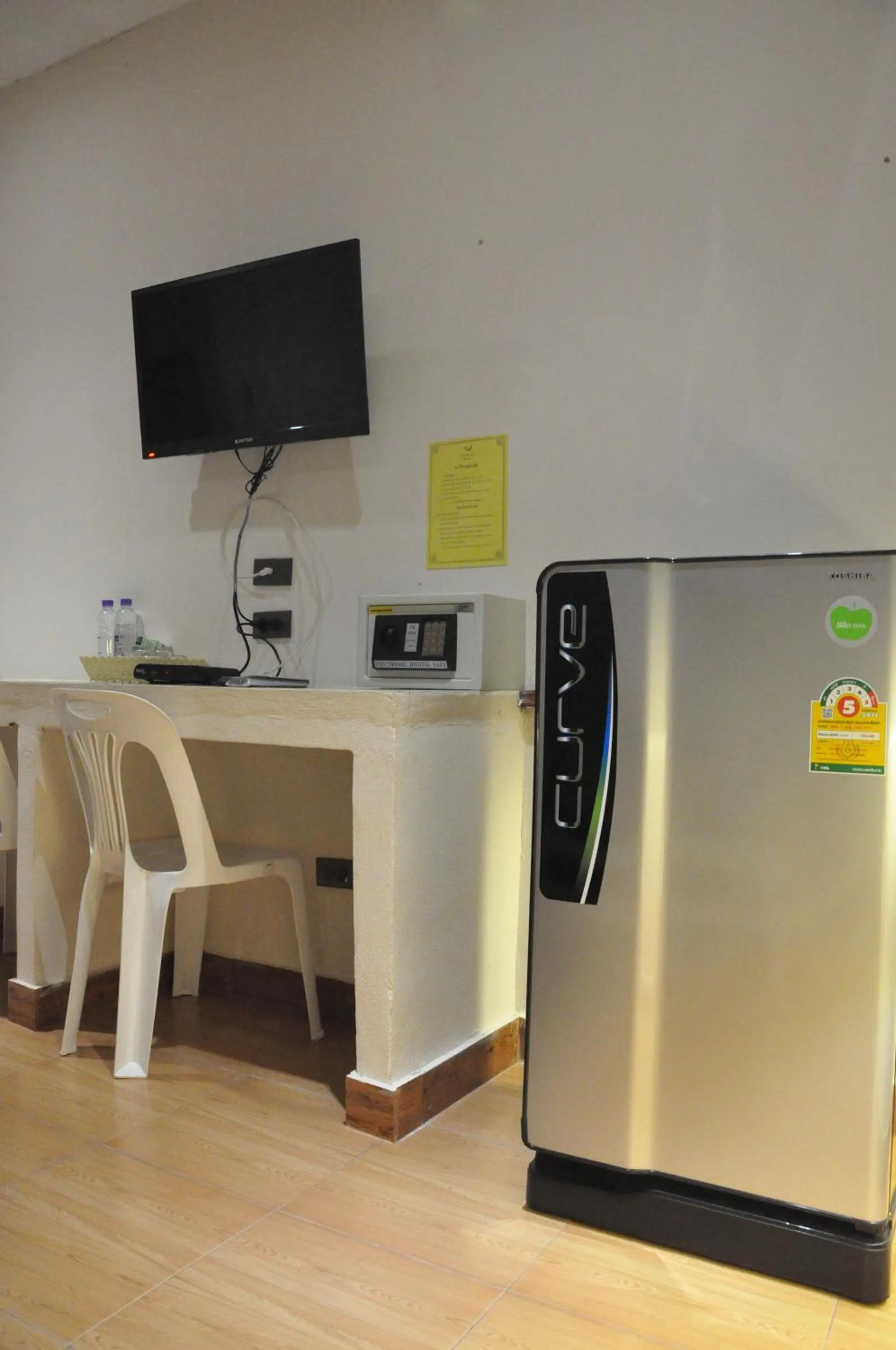 TV and multimedia in Banana Resort Sadao