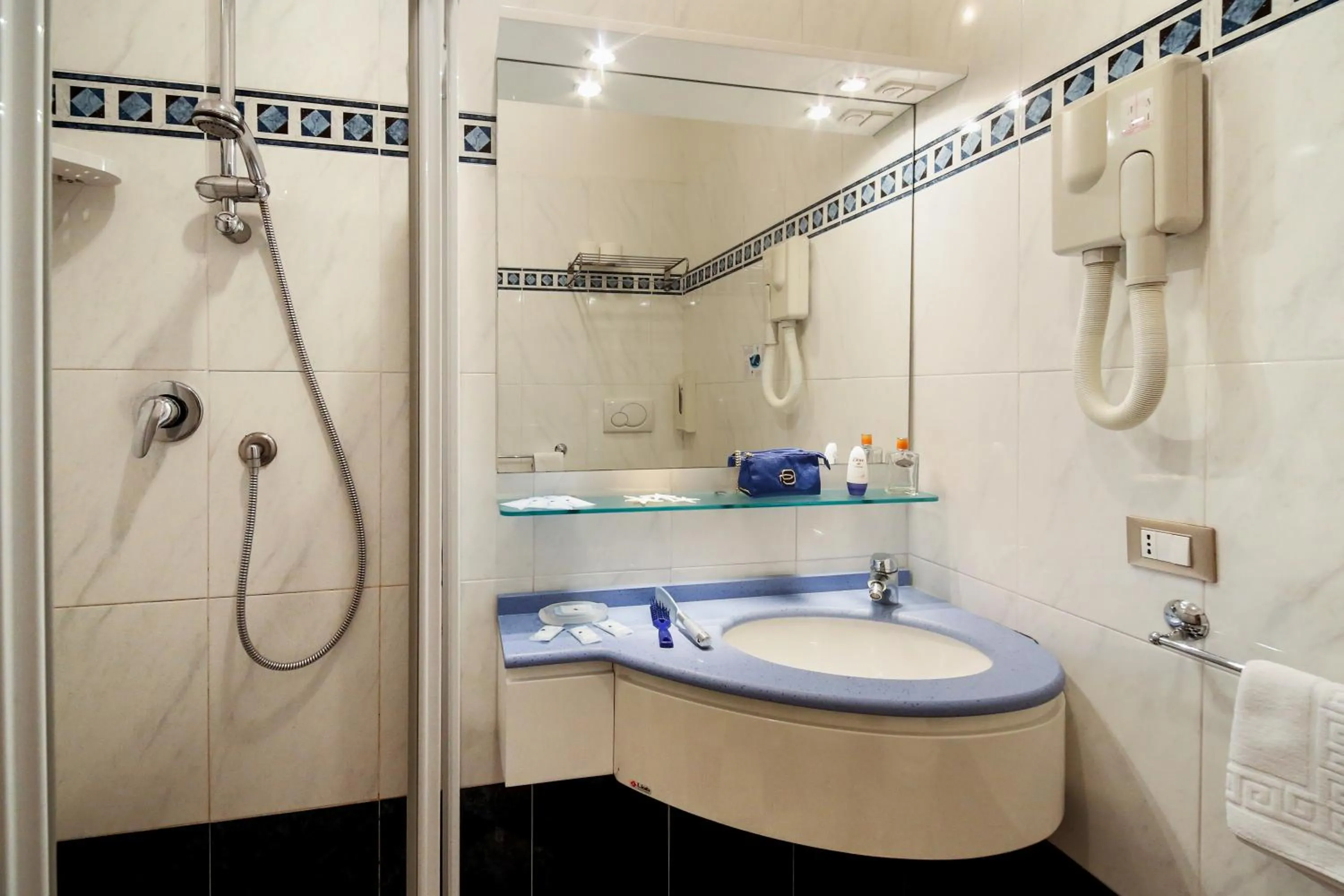 Bathroom in Hotel Sorriso