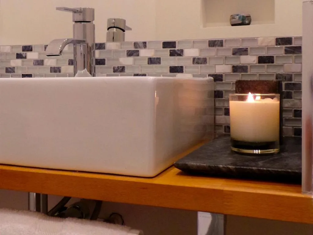 Bathroom in Antler Guest House
