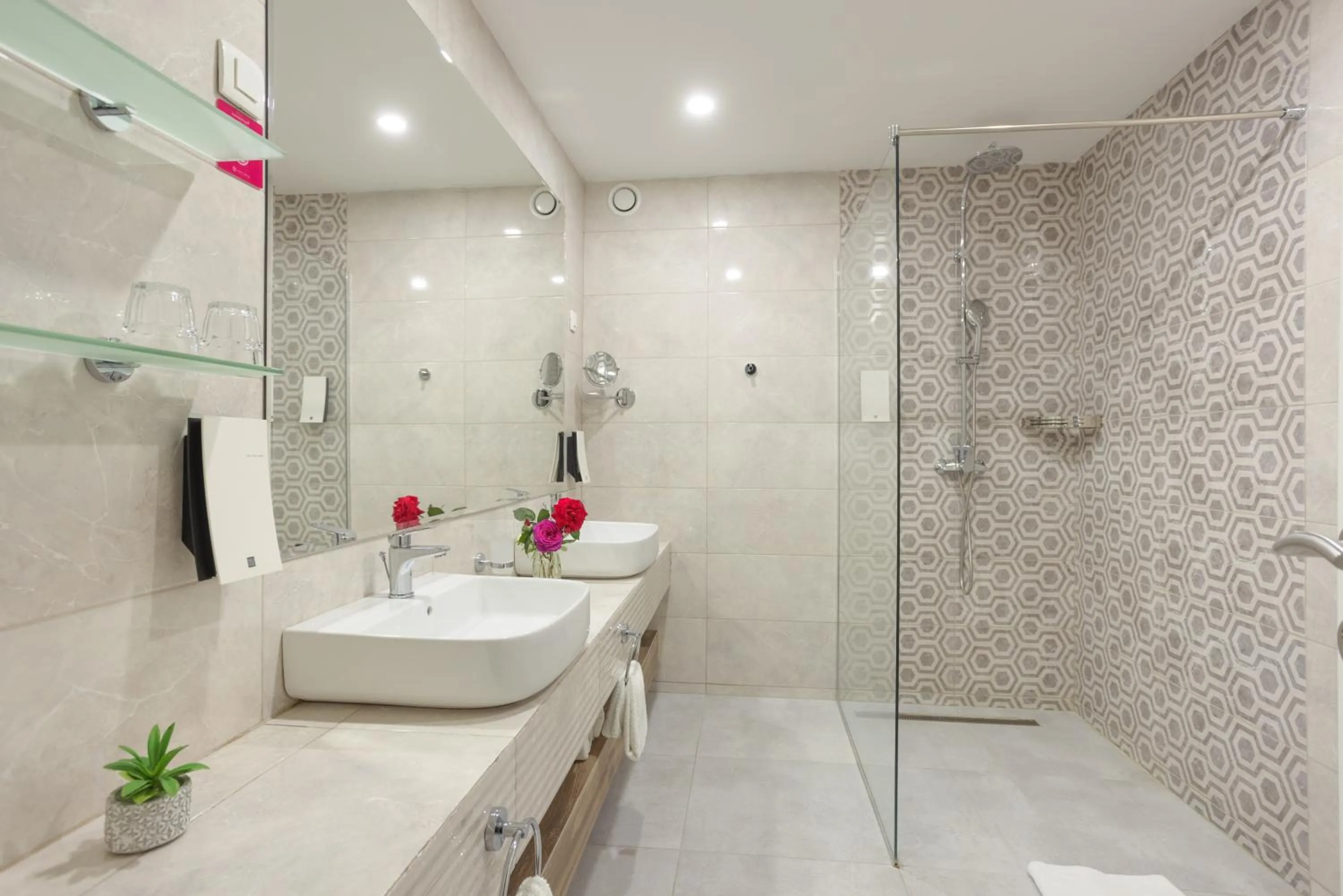 Bathroom in Azul Beach Resort Montenegro by Karisma - All Inclusive