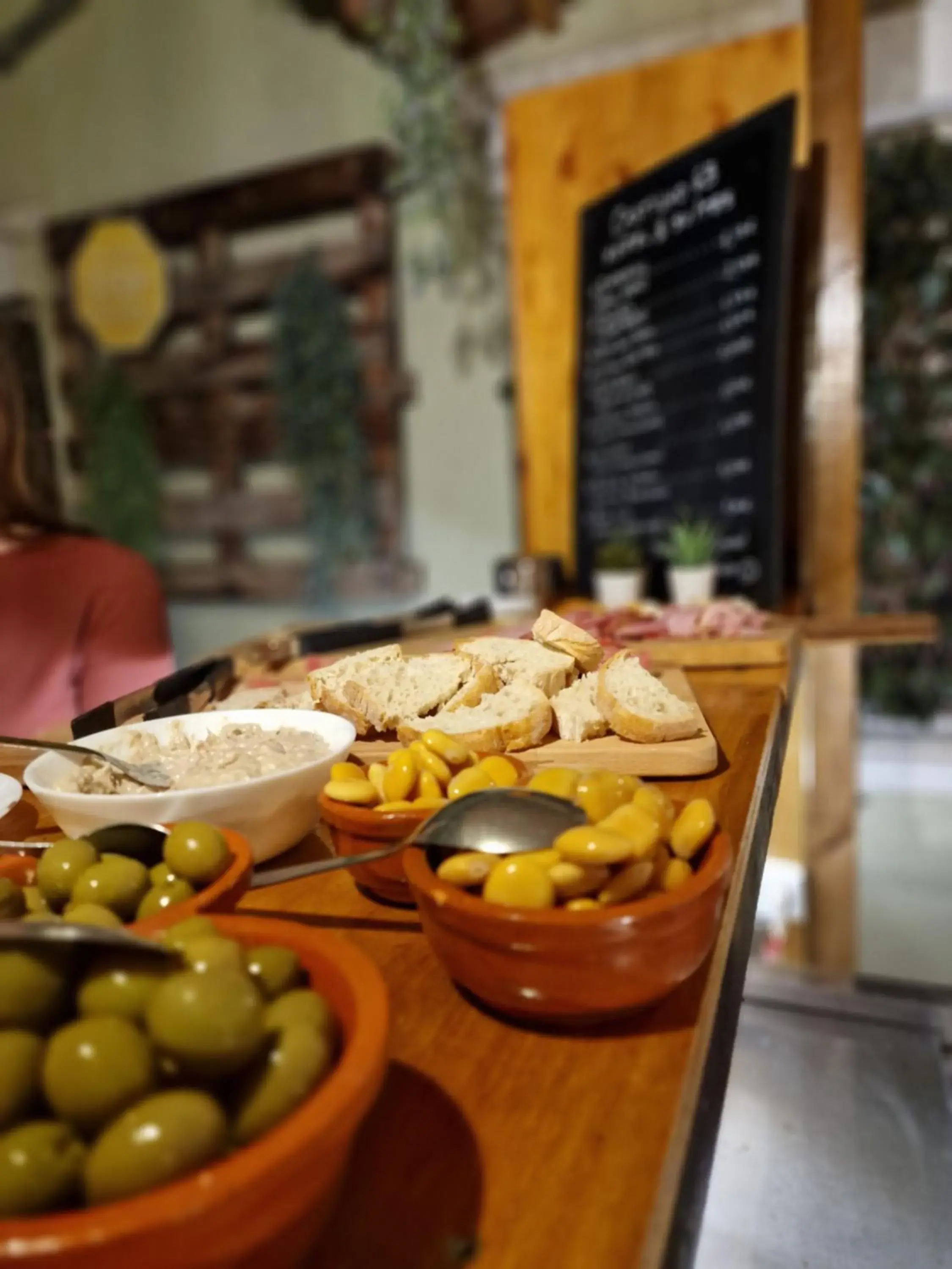 Lounge or bar in Castilho 63 Hostel & Suites Lounge or bar in Castilho 63 Hostel & Suites