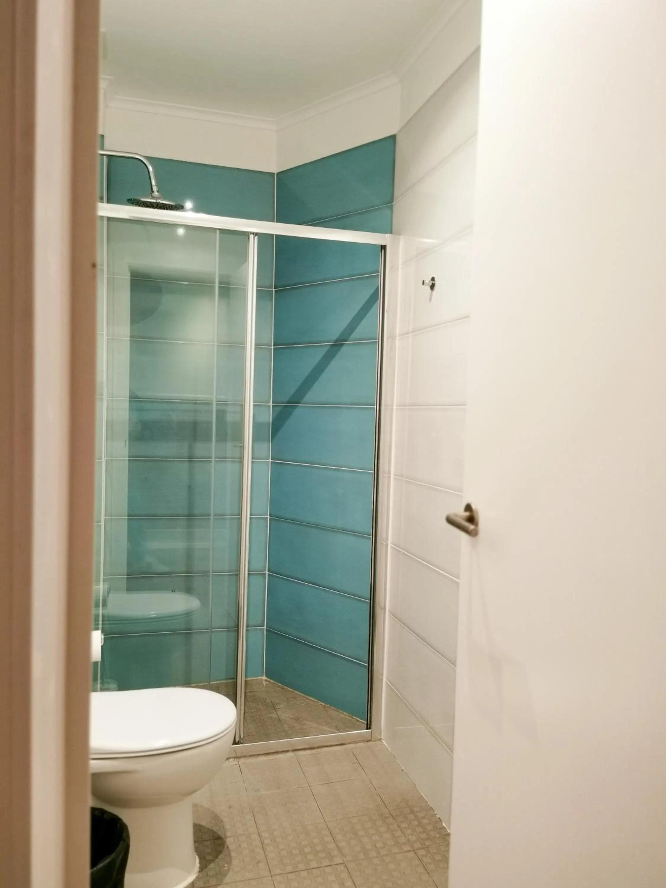 Bathroom in Castilho 63 Hostel & Suites