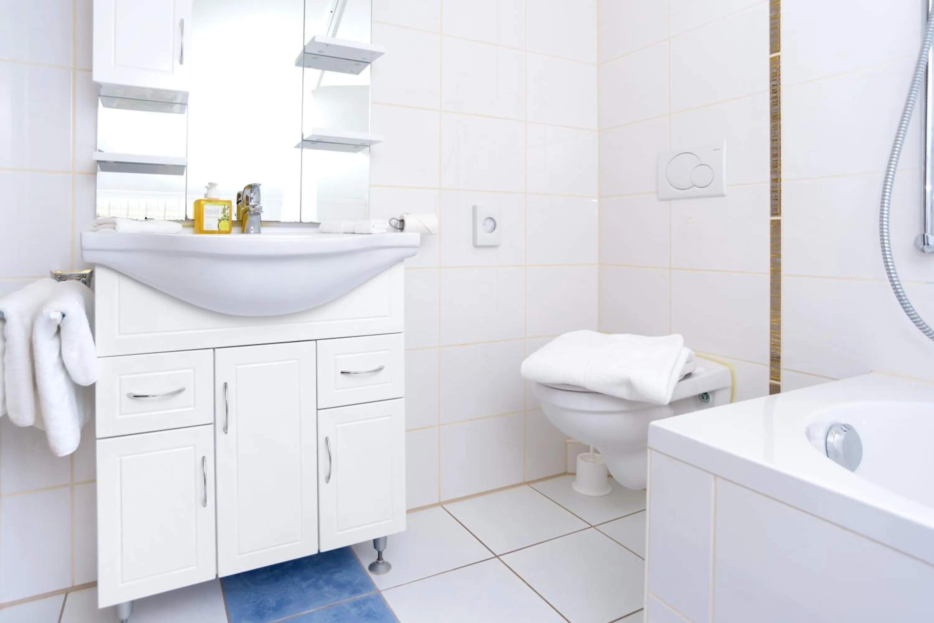 Bathroom in Berghüs Schratt - EINFACH ANDERS - Ihr vegetarisches und veganes Biohotel