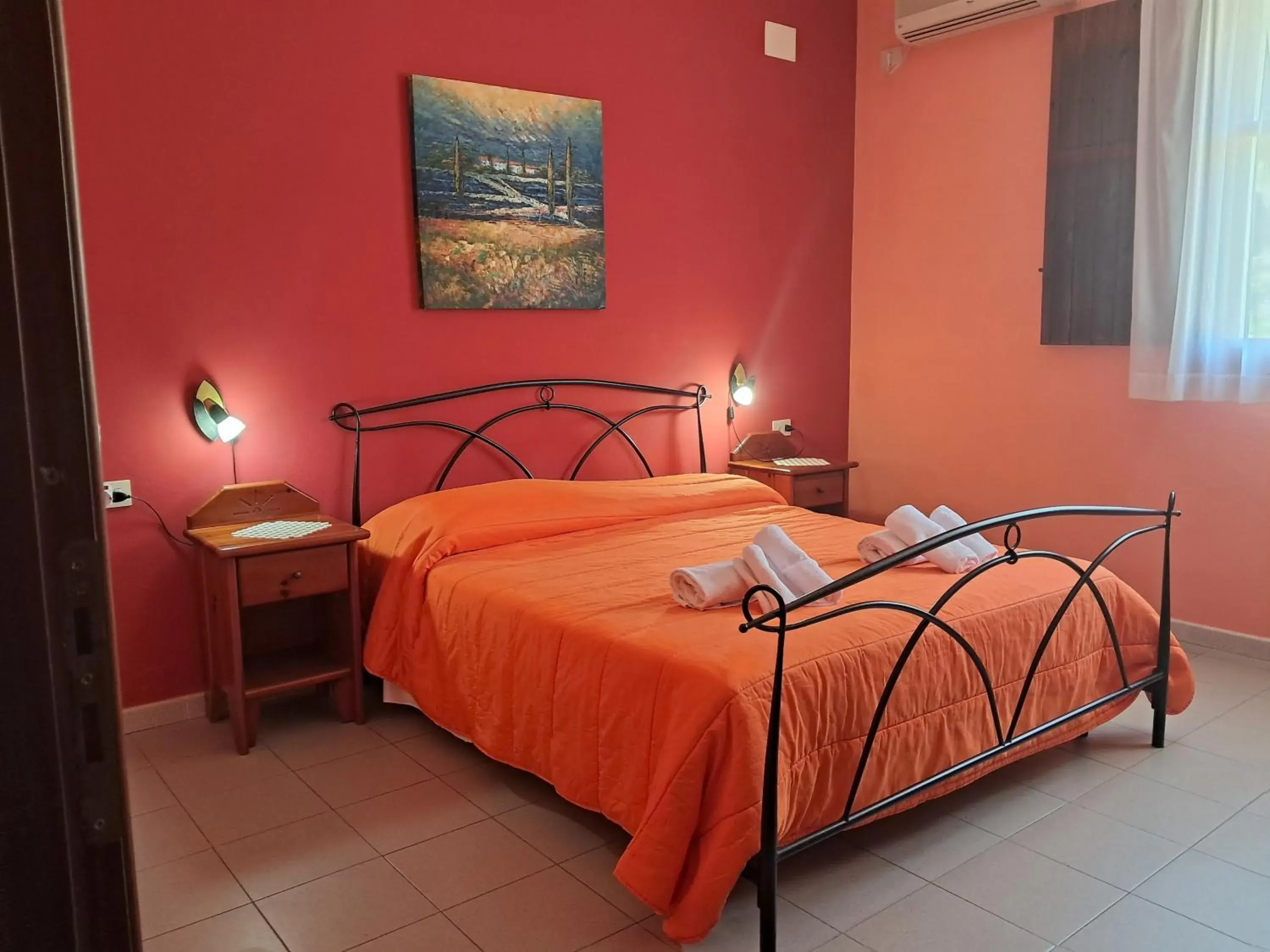 Double Room in Ostello Su Mannau Double Room in Ostello Su Mannau