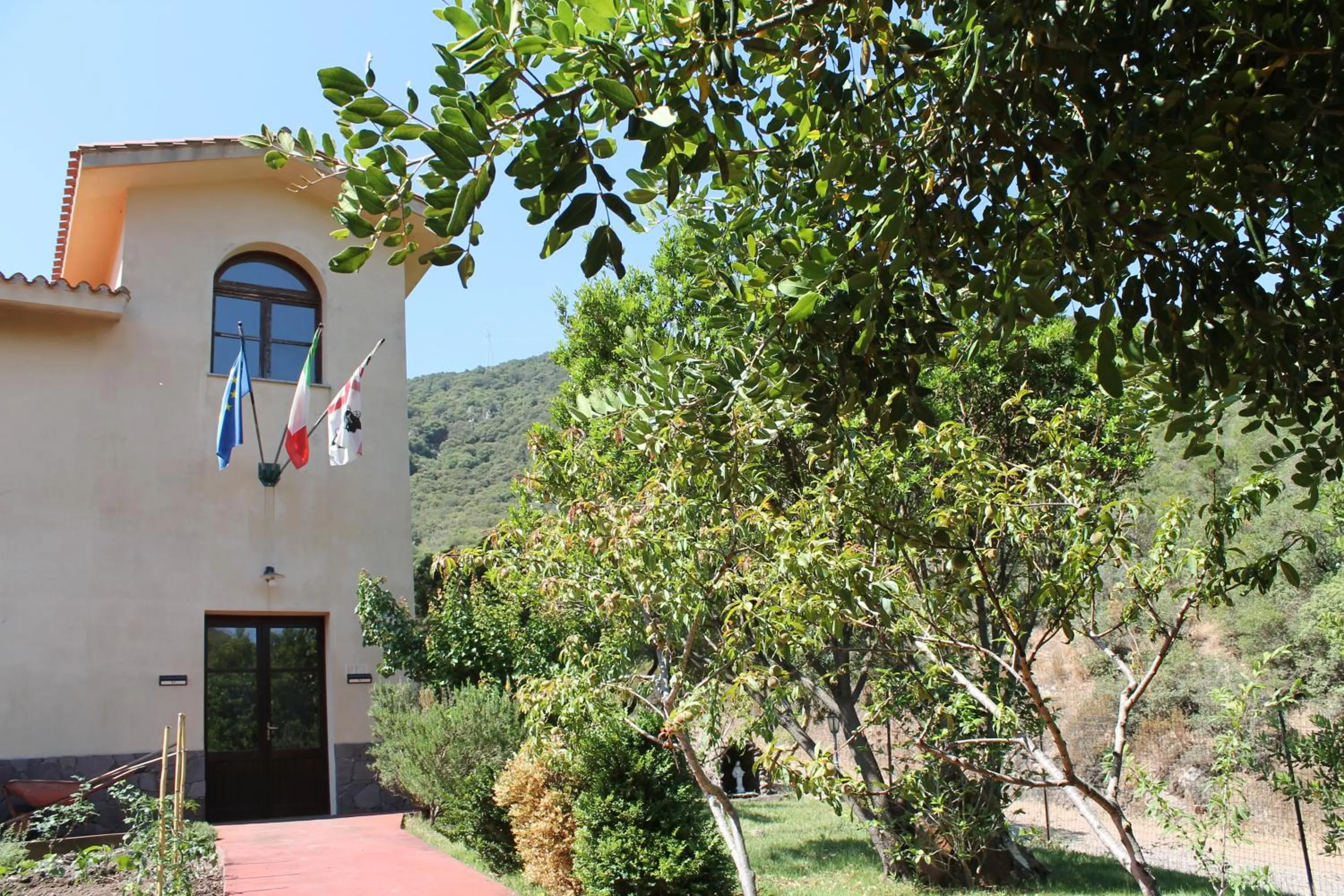 Property building in Ostello Su Mannau