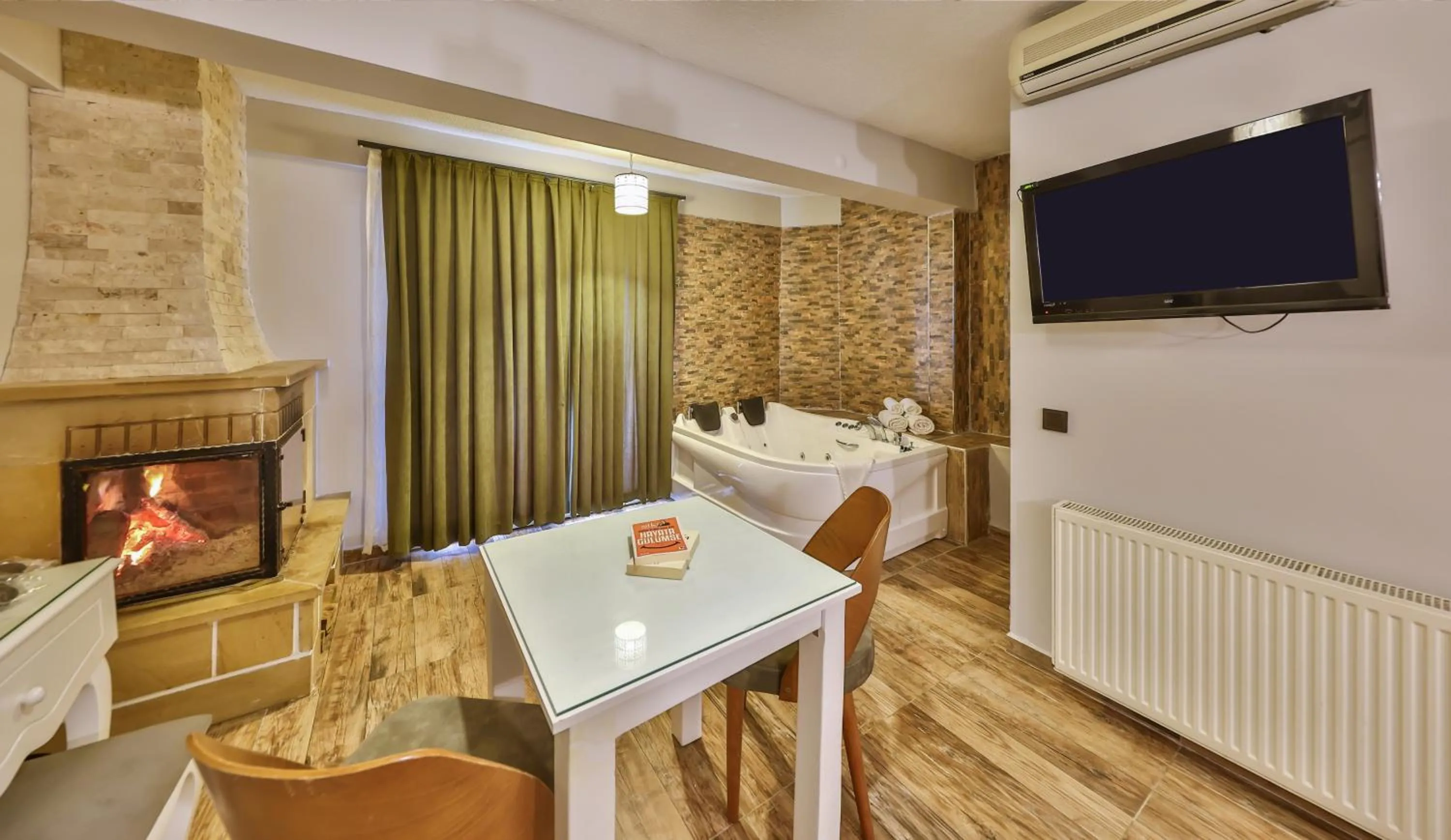 TV and multimedia in Agva Teras Garden Hotel & Bungalow