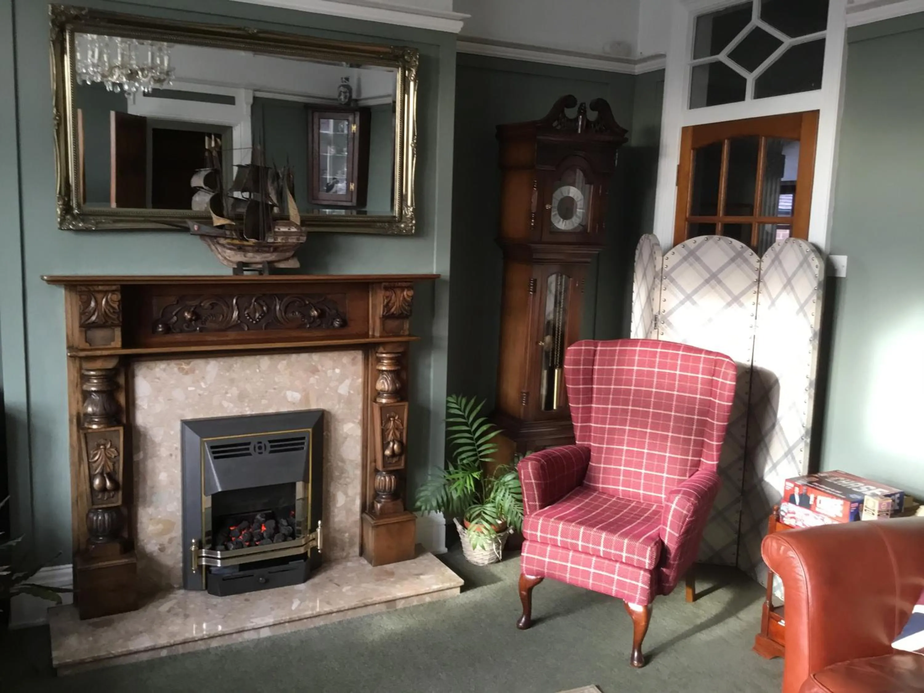 Lee-Side B&B