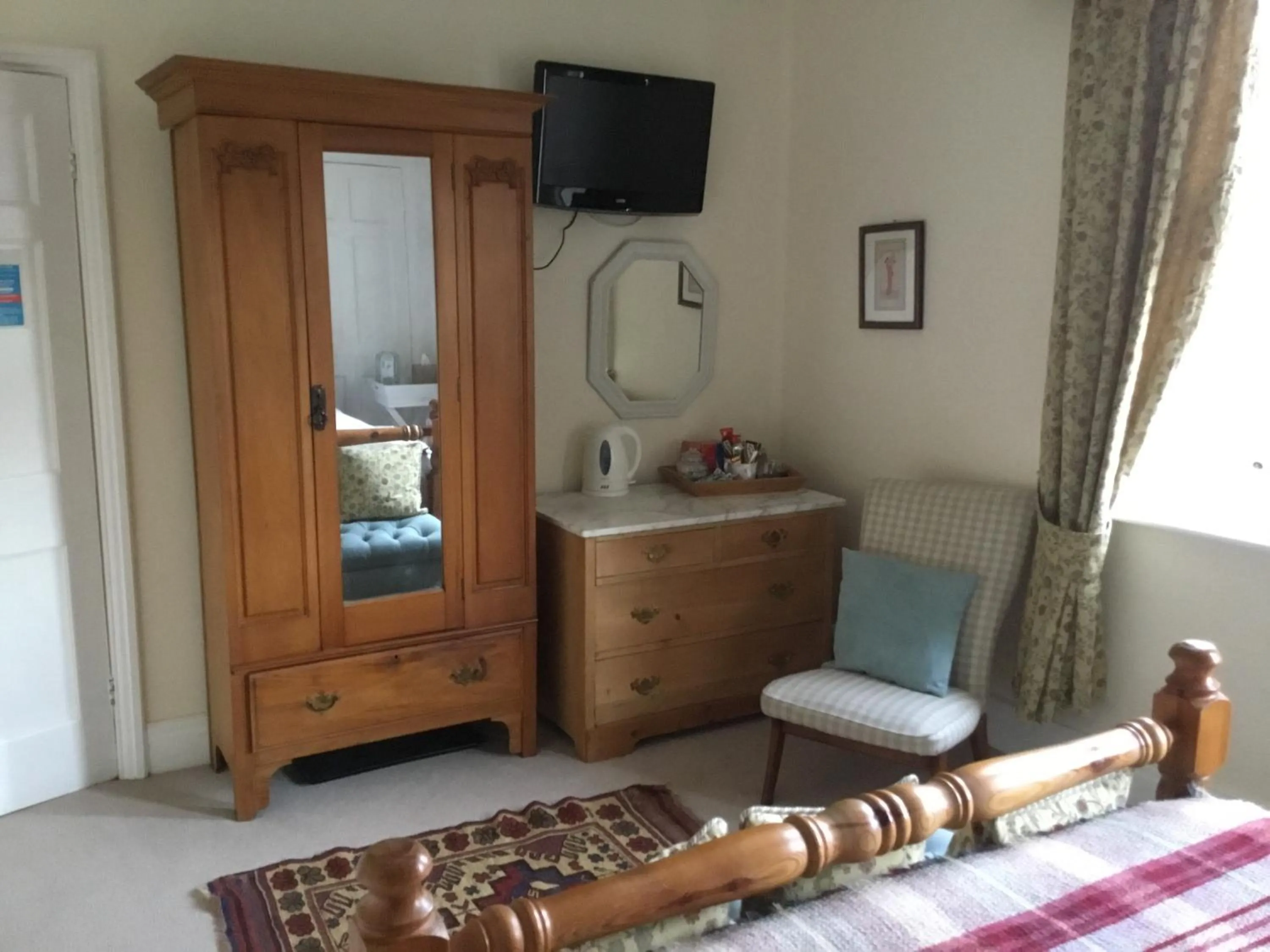 Lee-Side B&B