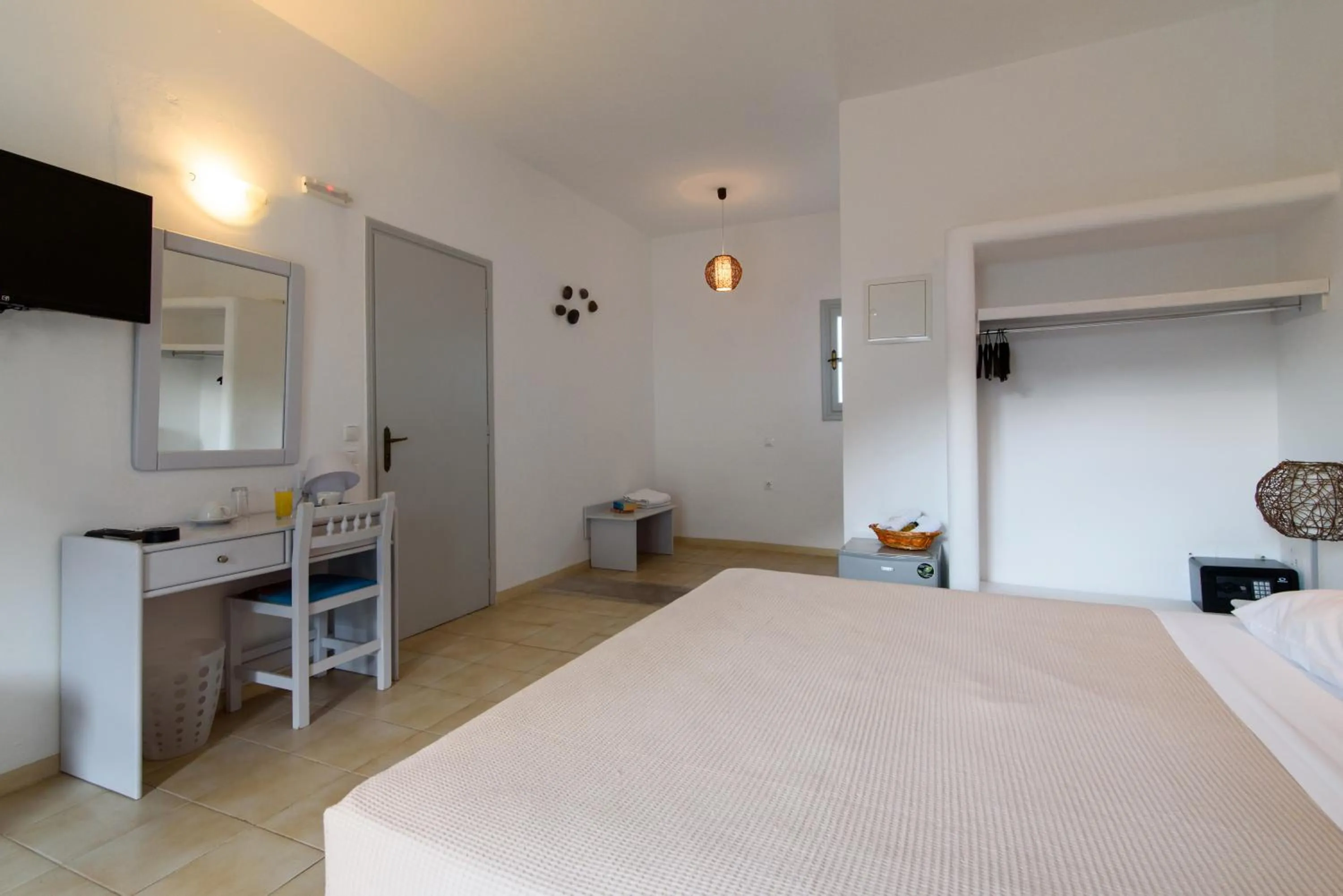 Photo of the whole room, Bed in Atlas Boutique Hotel