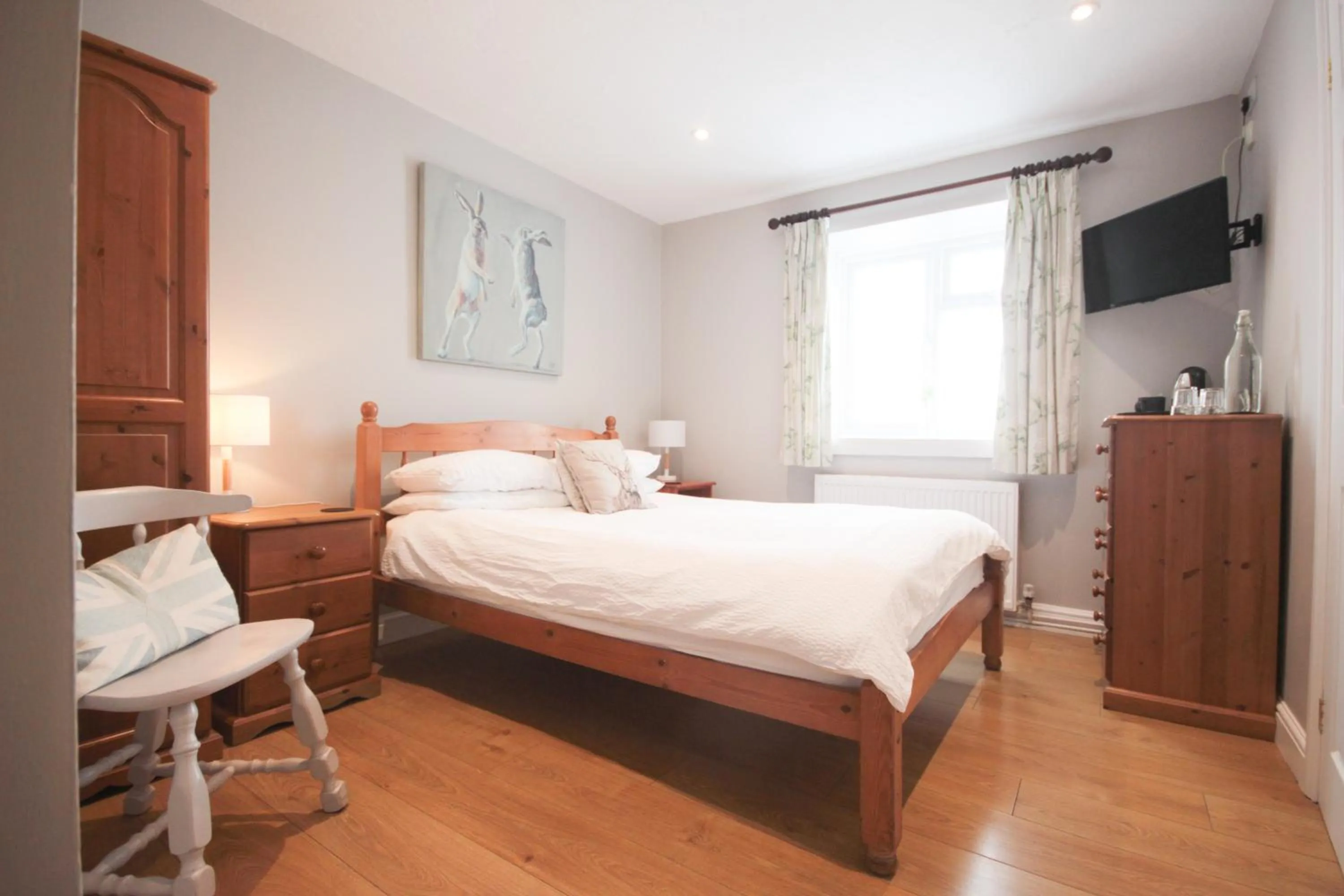 Bedroom, Bed in The Five Dials Inn