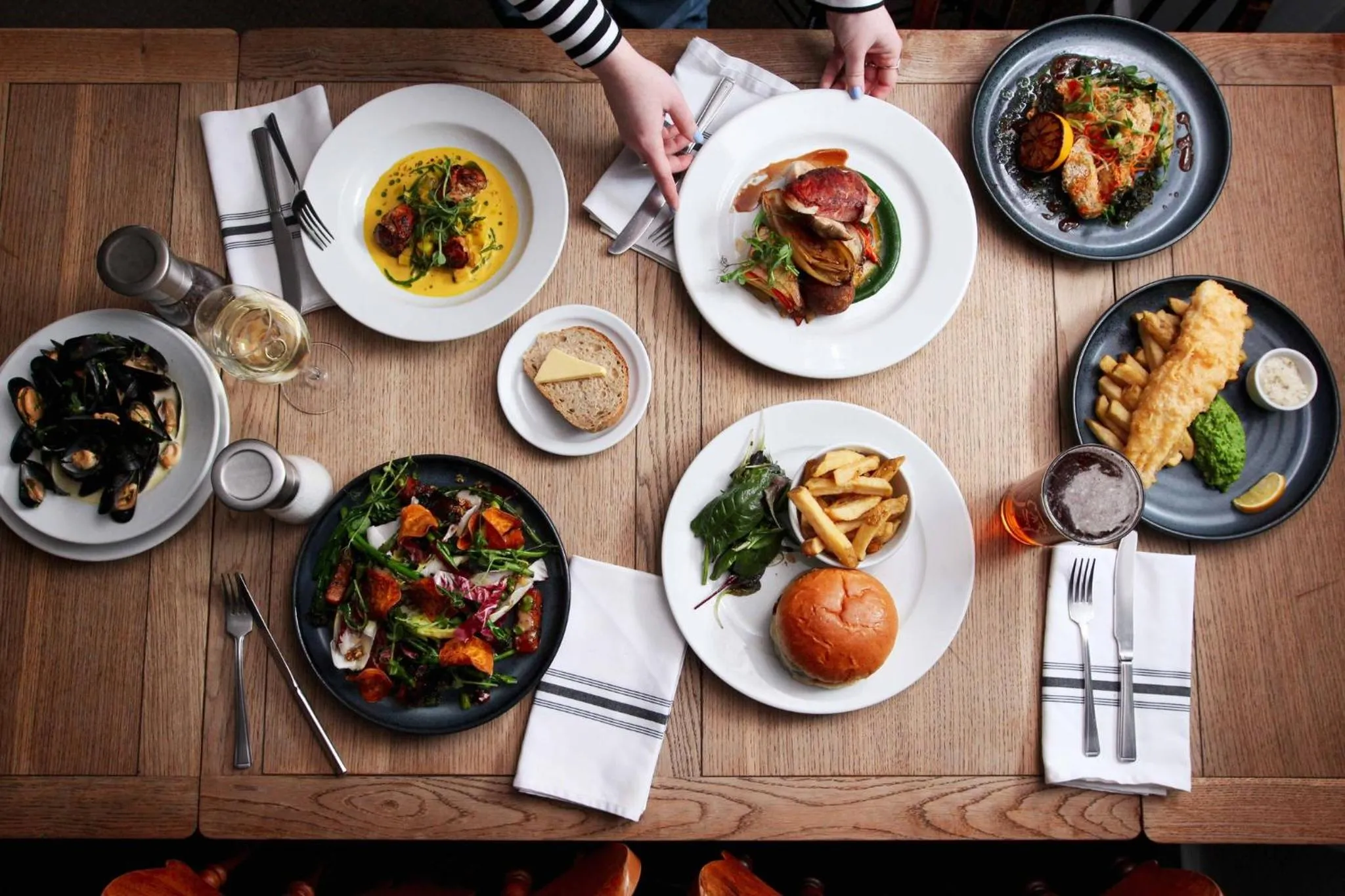 Food and drinks in The Five Dials Inn