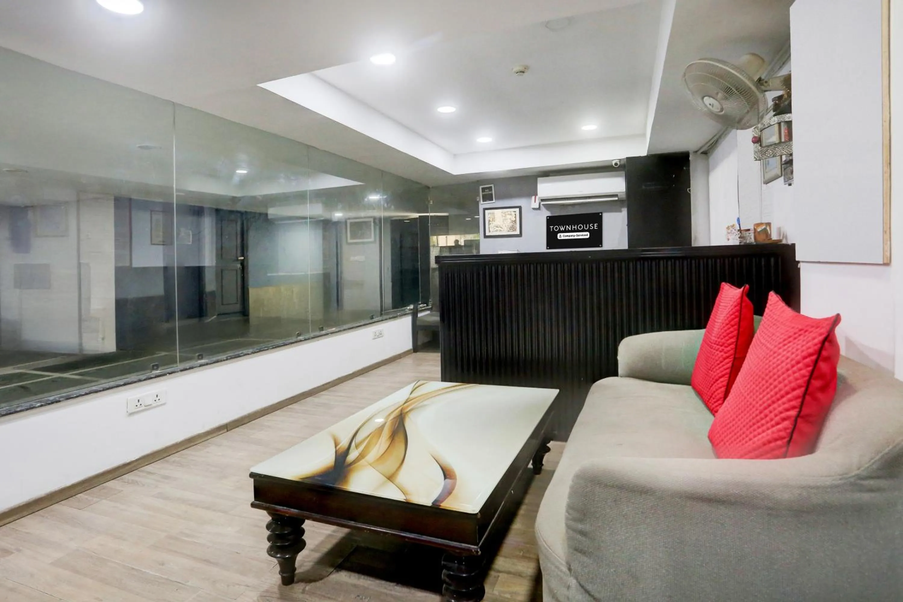 Lobby or reception in Super Townhouse Shahdara Near Yamuna Sports Complex Formerly Hotel Ipotel