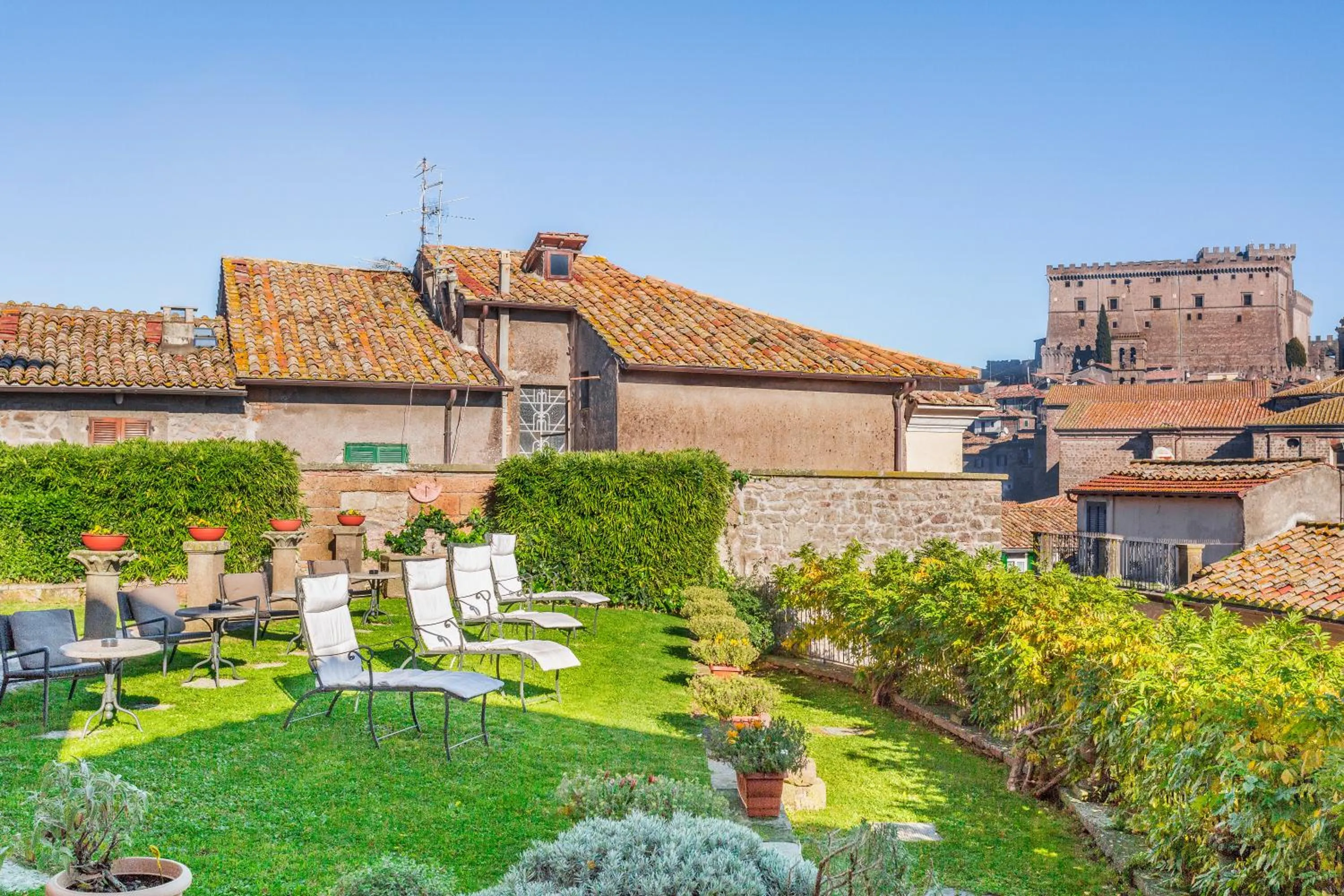 Garden in Palazzo Catalani Resort